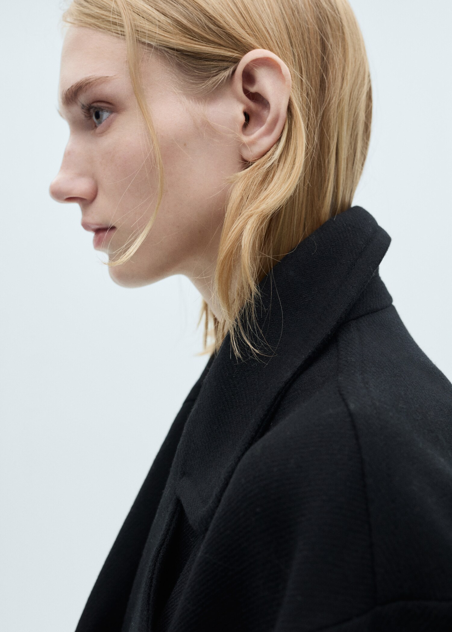 Manteco wool coat with oversized lapels - Details of the article 1