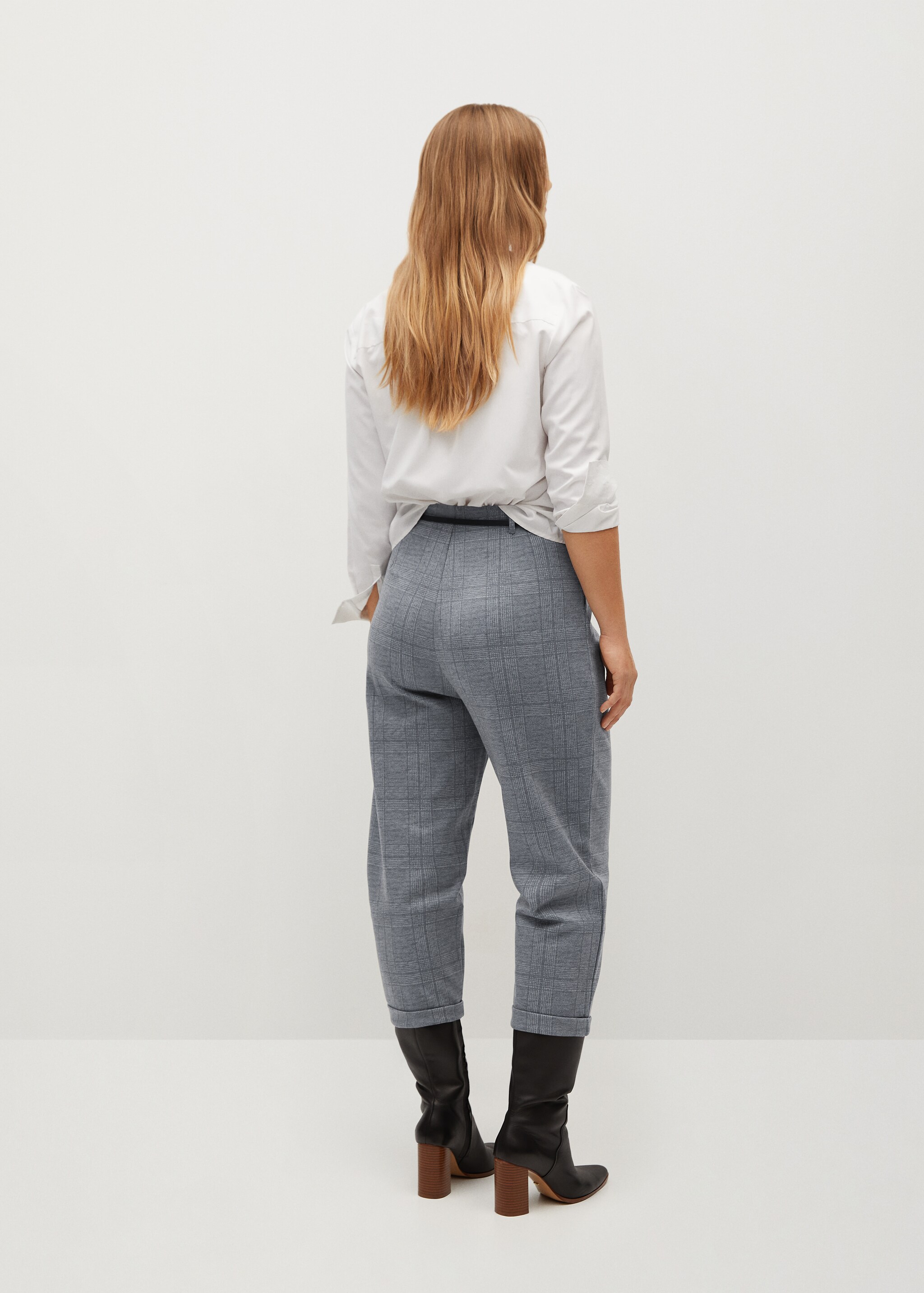 Pantalón cuadros cinturón - Reverso del artículo
