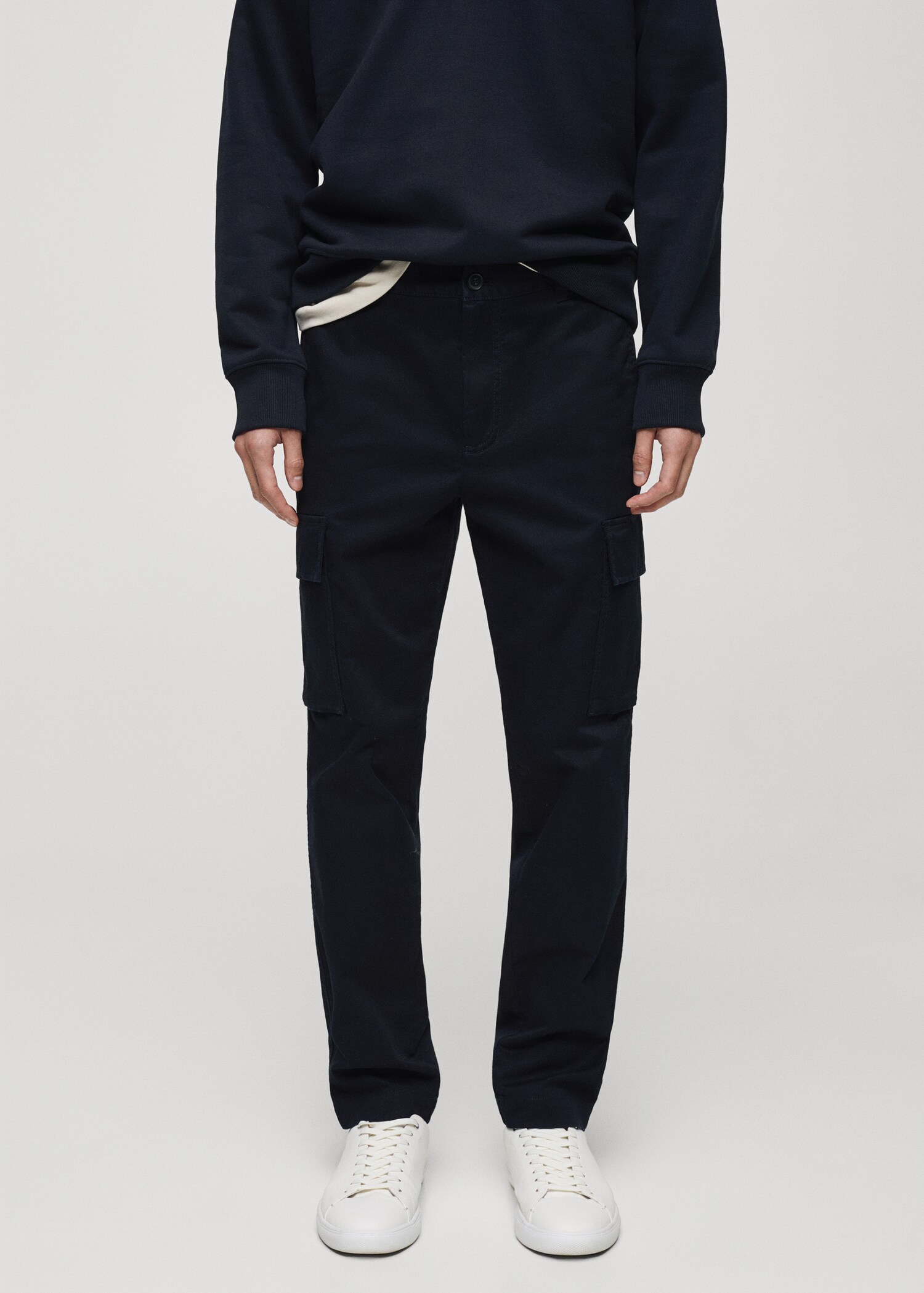 Regular fit cotton cargo trousers - Medium plane