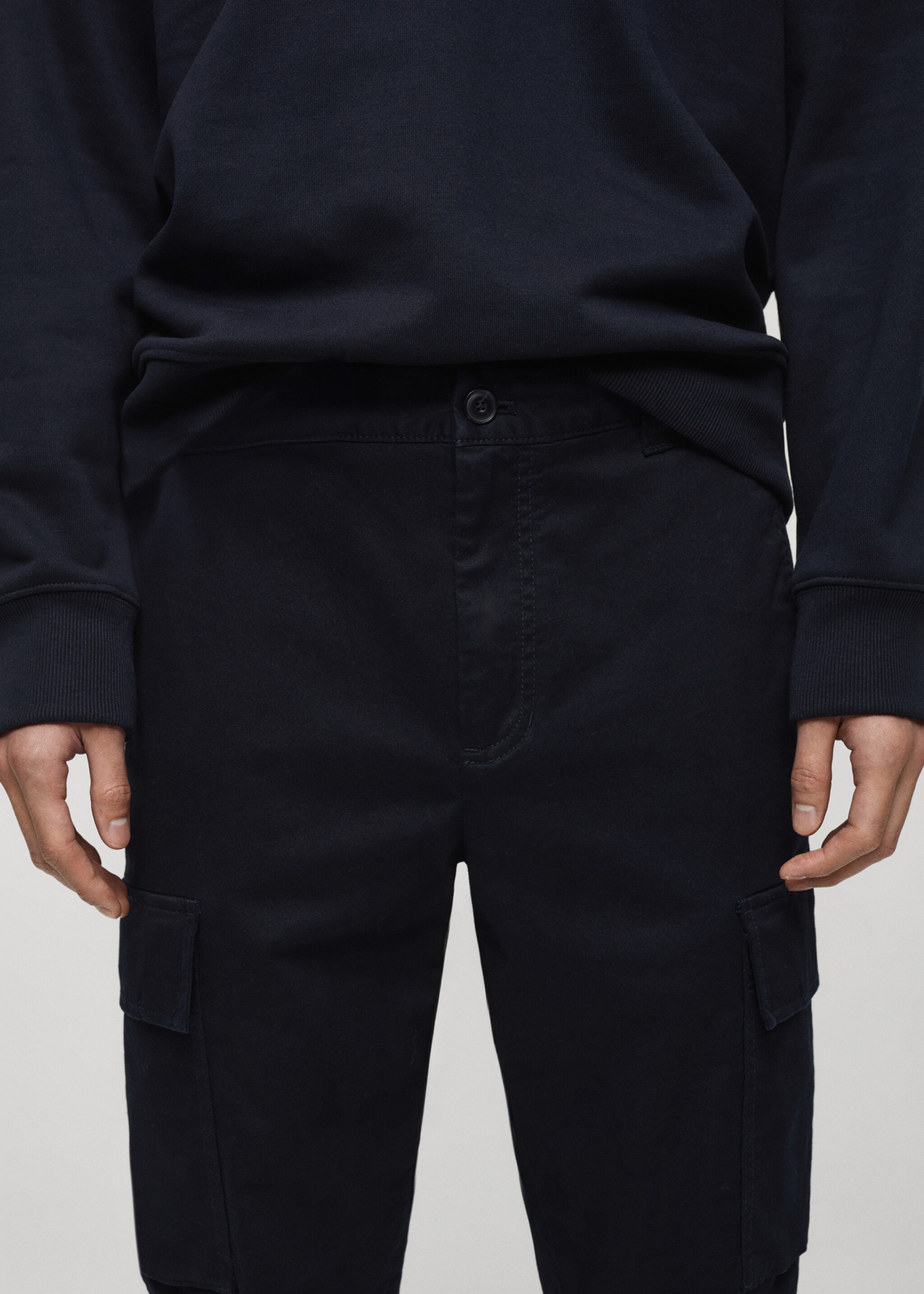 Regular fit cotton cargo trousers - Details of the article 1, Dark Navy. Ref: 87040576-00.