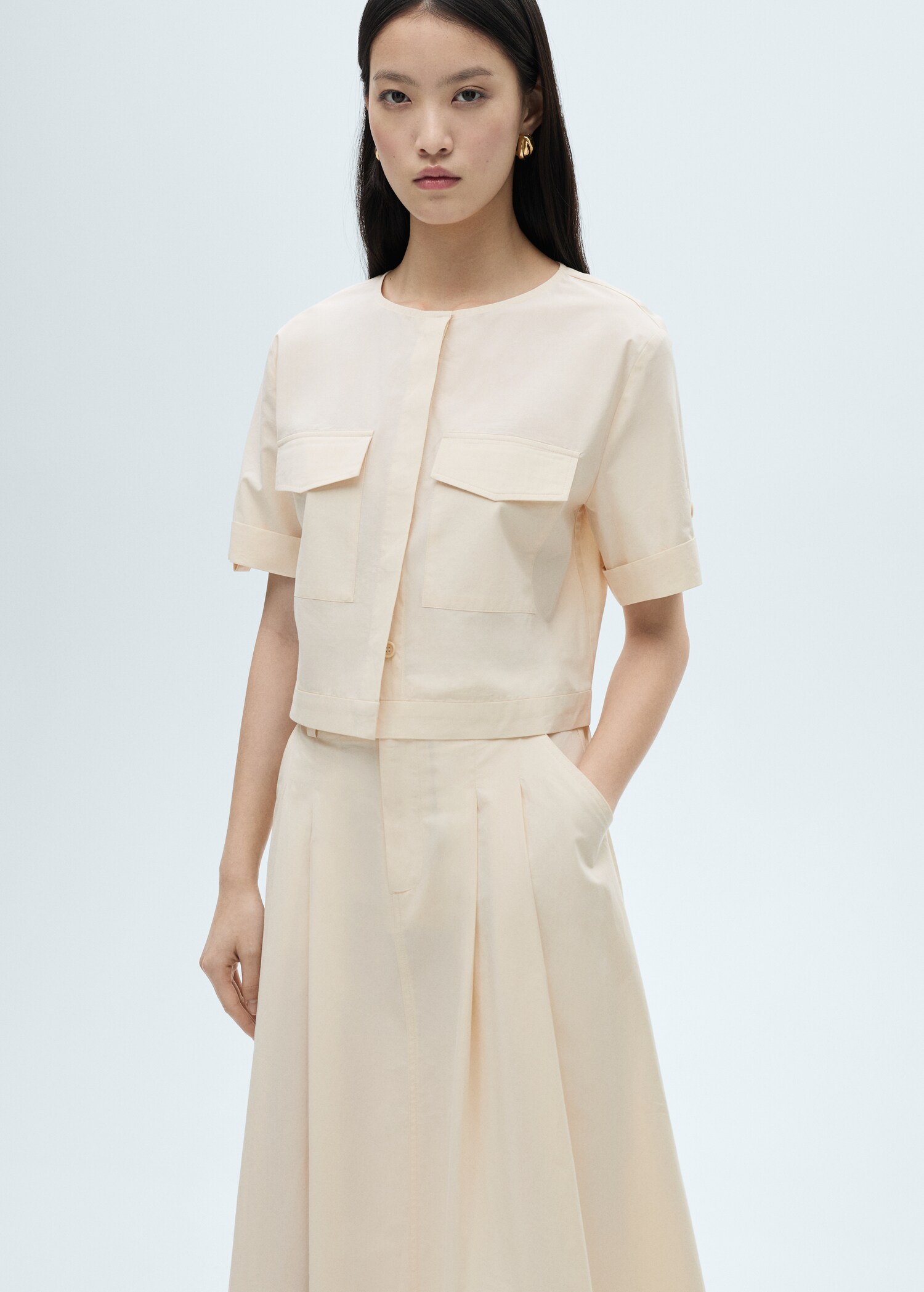 Baumwollbluse mit Taschen - Mittlere Ansicht