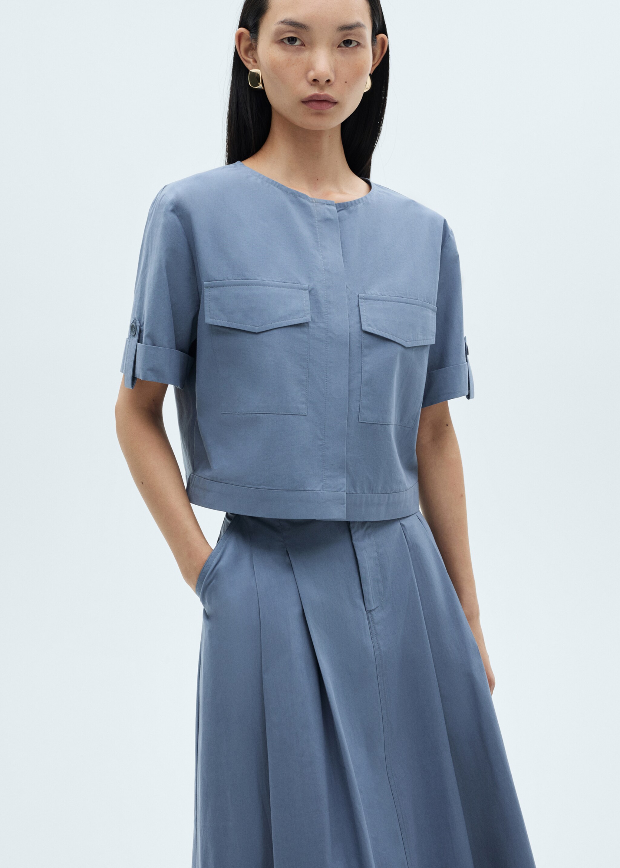 Baumwollbluse mit Taschen - Mittlere Ansicht, Blau. Ref: 87040579-00.