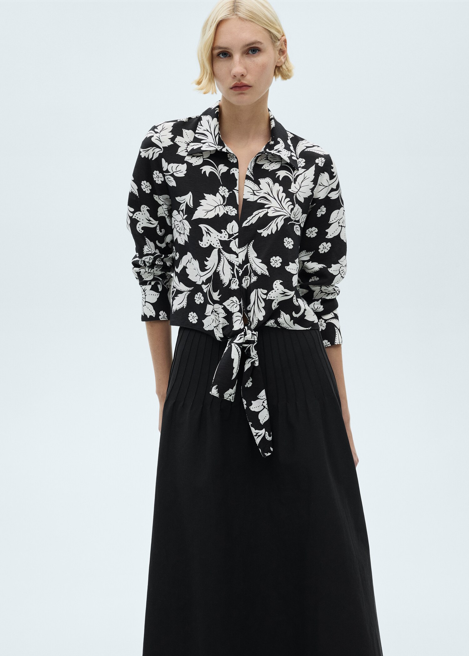 Floral-print blouse with knot detail - Medium plane