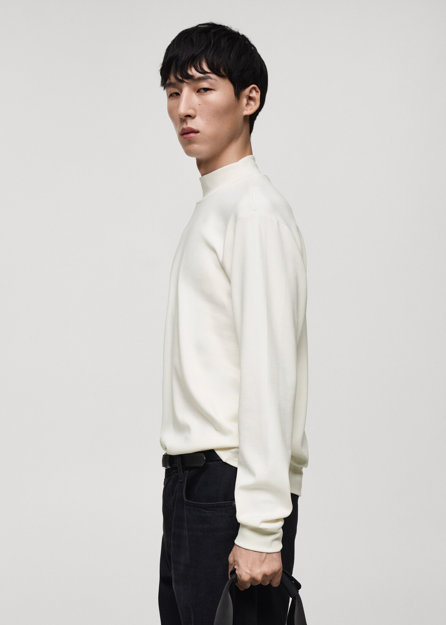 Langärmliges T-Shirt mit halbhohem Kragen - Detail des Artikels 2