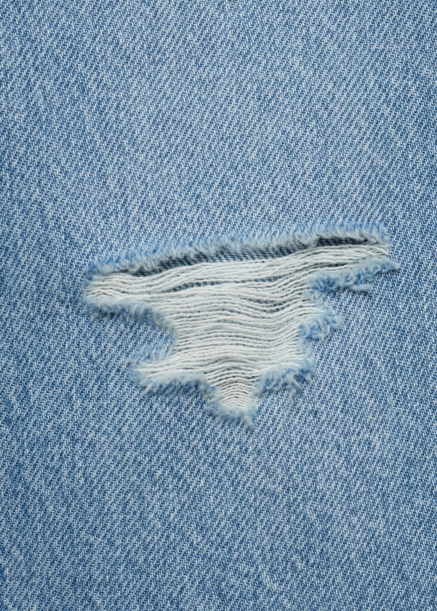 Mom Fit-Jeans mit Zierrissen - Detail des Artikels 8