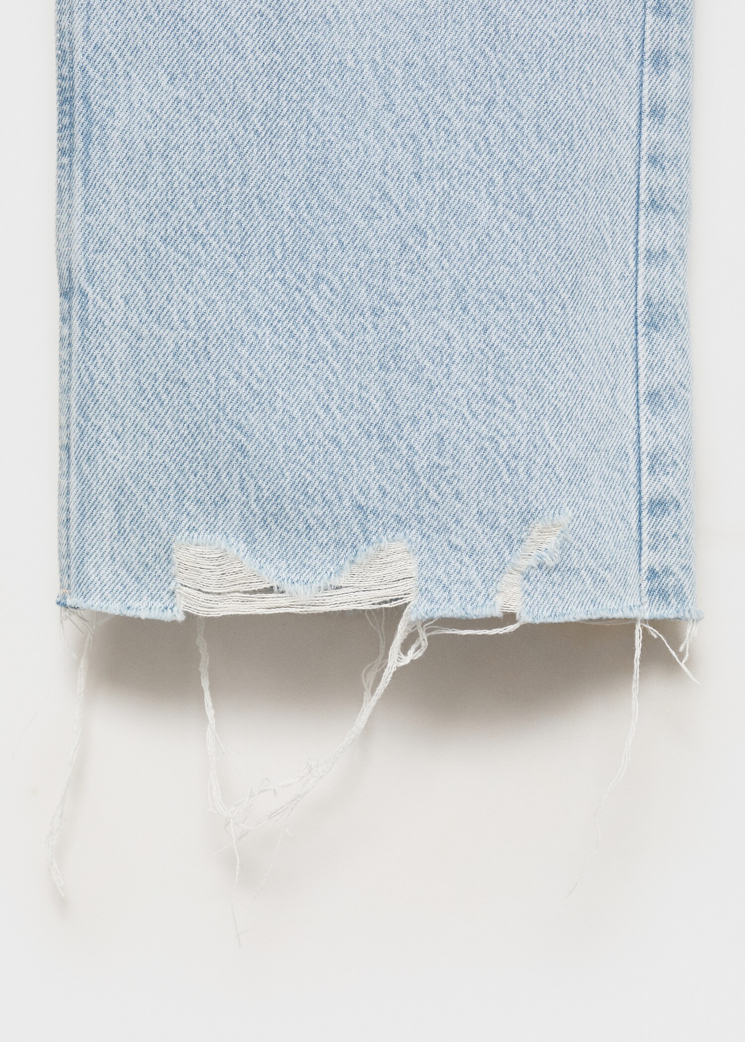 Wideleg low frayed hem jeans - Details of the article 0