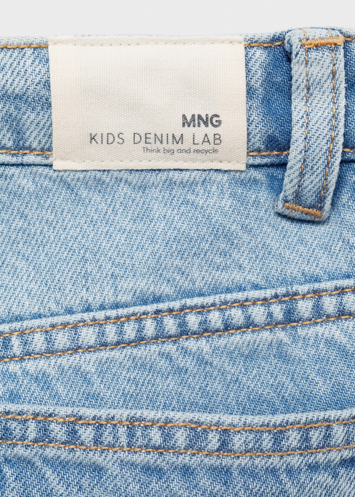 Wideleg low frayed hem jeans - Details of the article 0