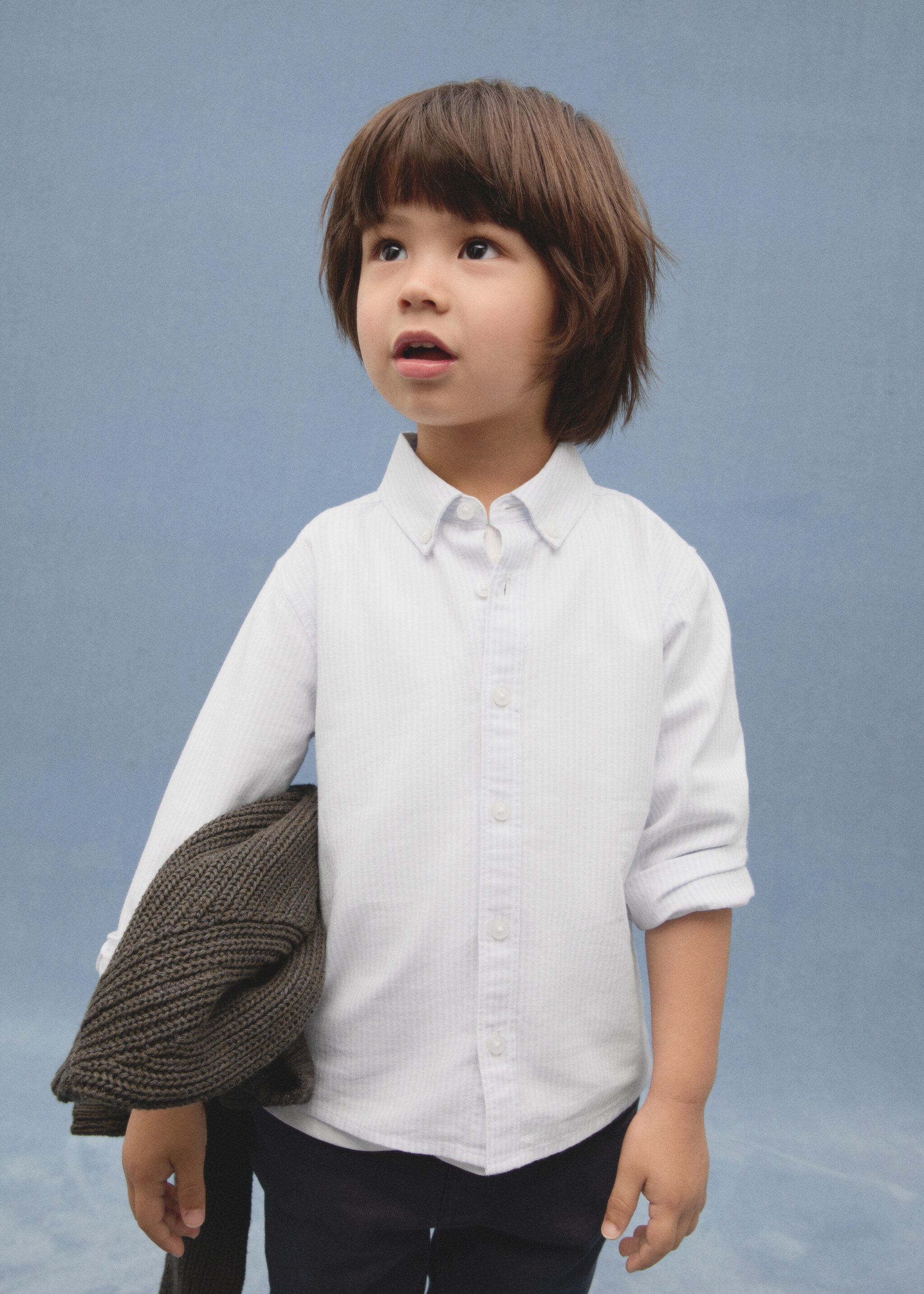 Camisa Oxford ratlles - Detall de l'article 6, Blau cel. Ref: 87040623-00.