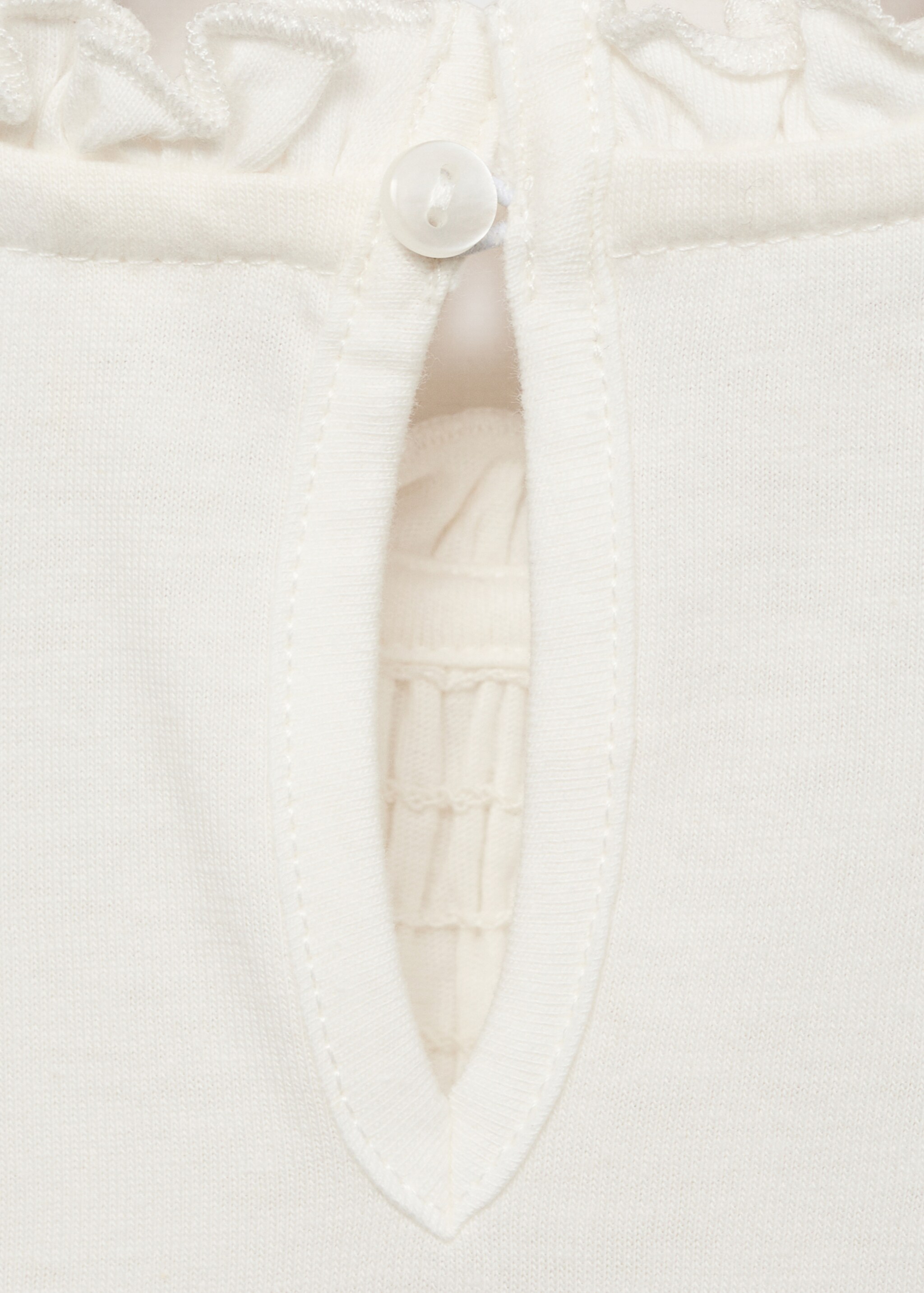 T-shirt col froncé - Détail de l'article 0, Blanc cassé. Ref: 87040643-00.