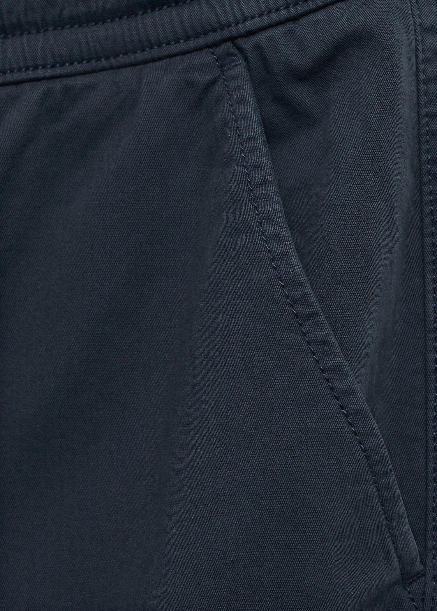 Cotton jogger-style trousers - Details of the article 0