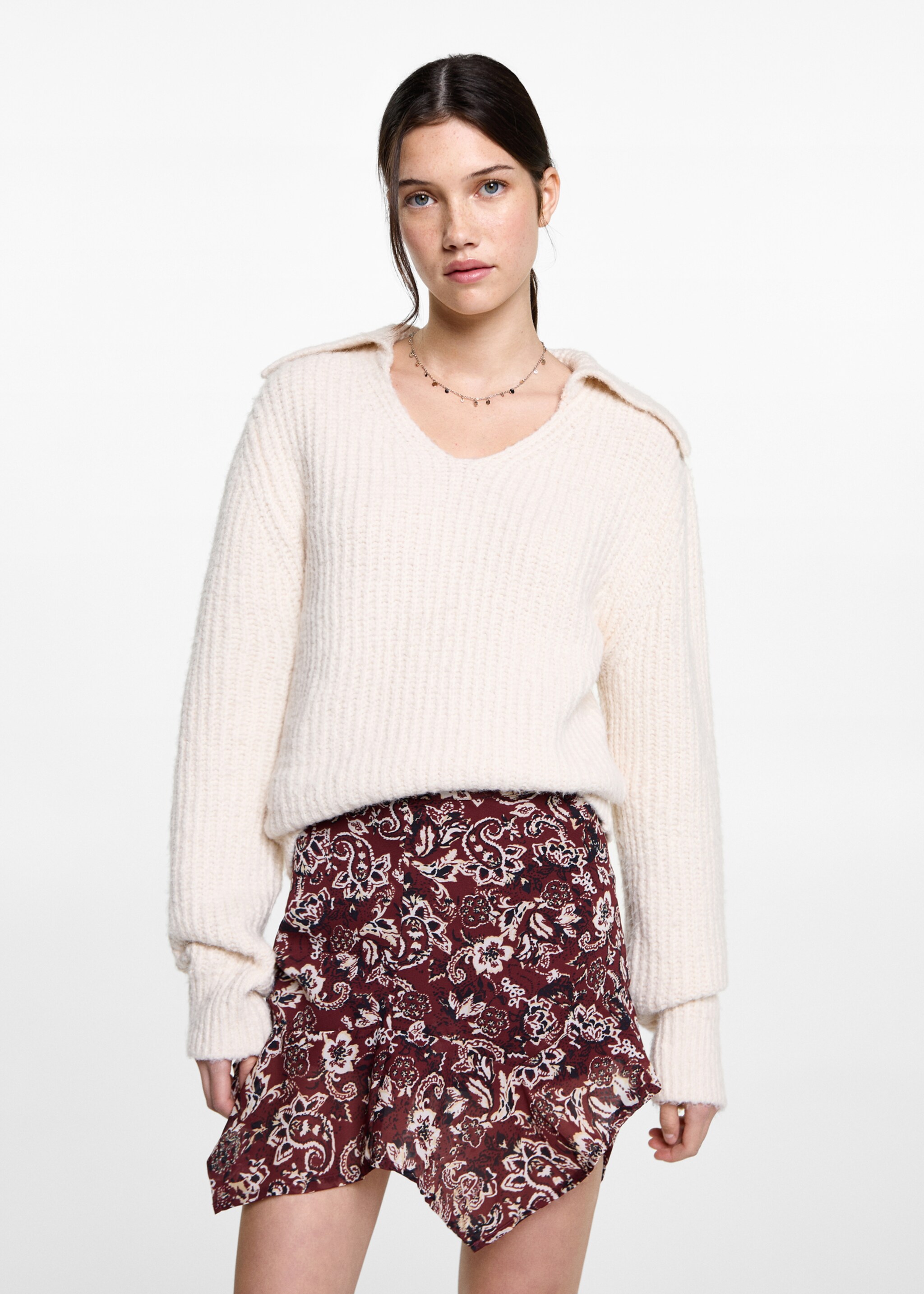 Asymmetrisches Printkleid - Mittlere Ansicht, Granatrot. Ref: 87041513-00.