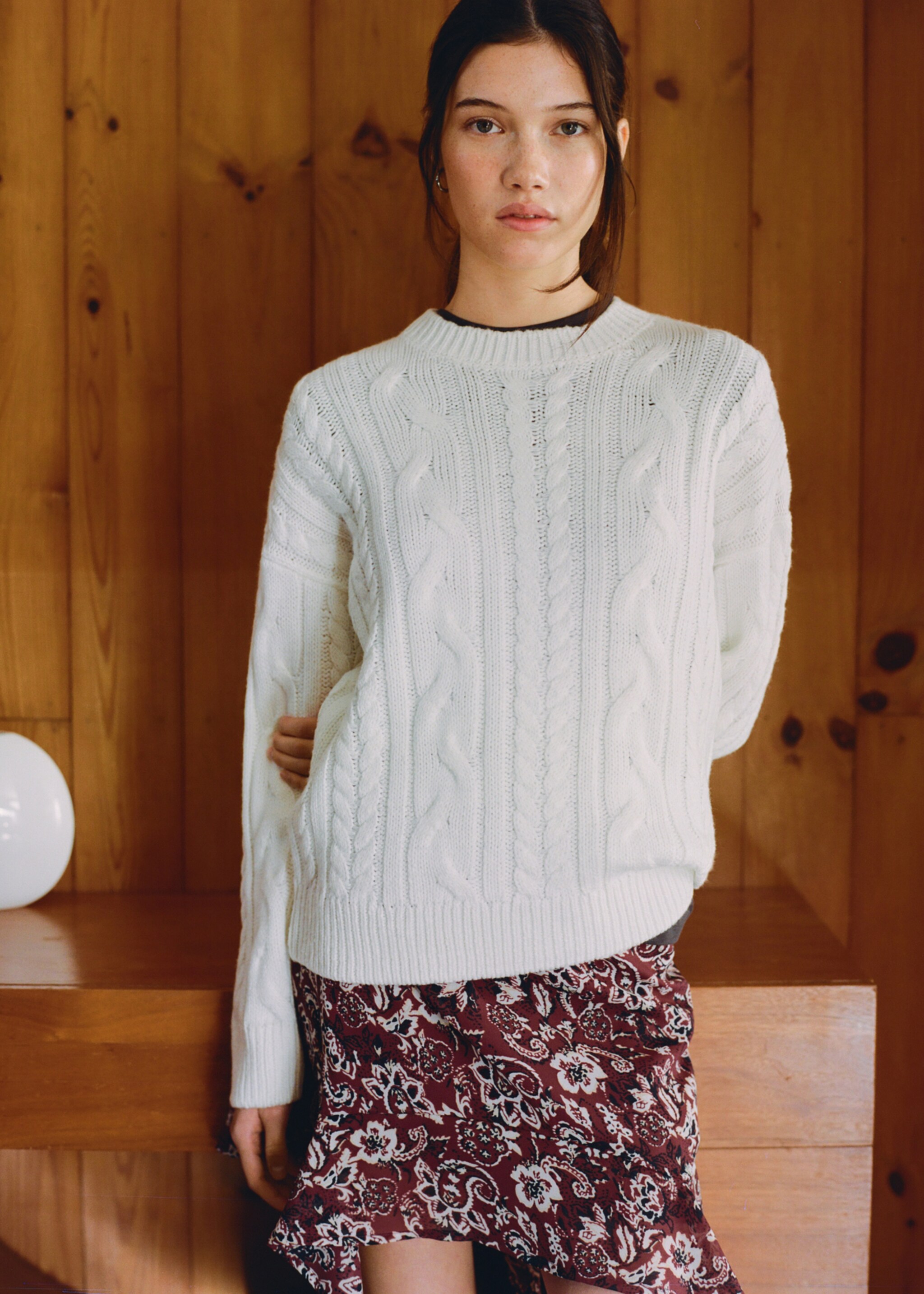 Asymmetrisches Printkleid - Detail des Artikels 5, Granatrot. Ref: 87041513-00.