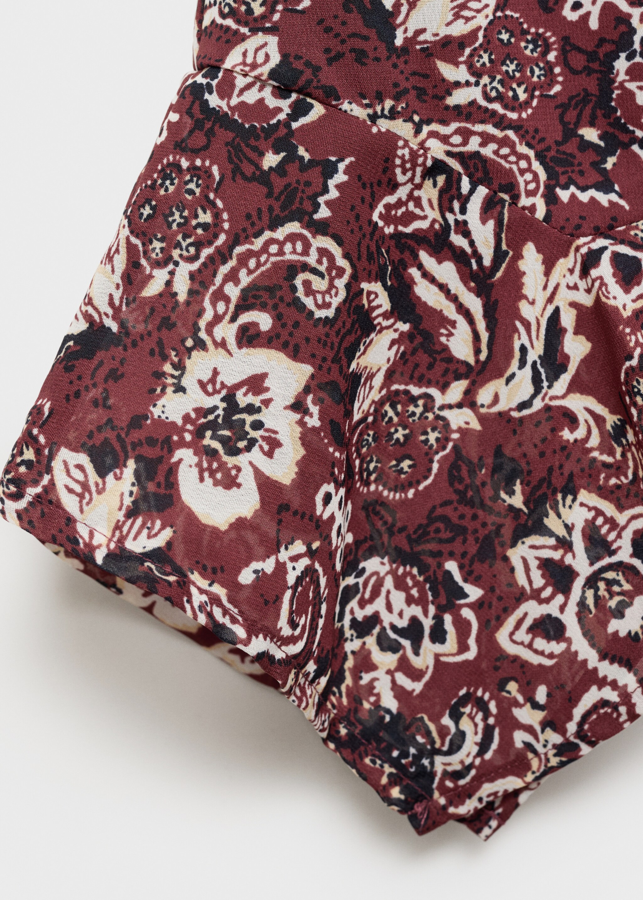 Asymmetrisches Printkleid - Detail des Artikels 8, Granatrot. Ref: 87041513-00.