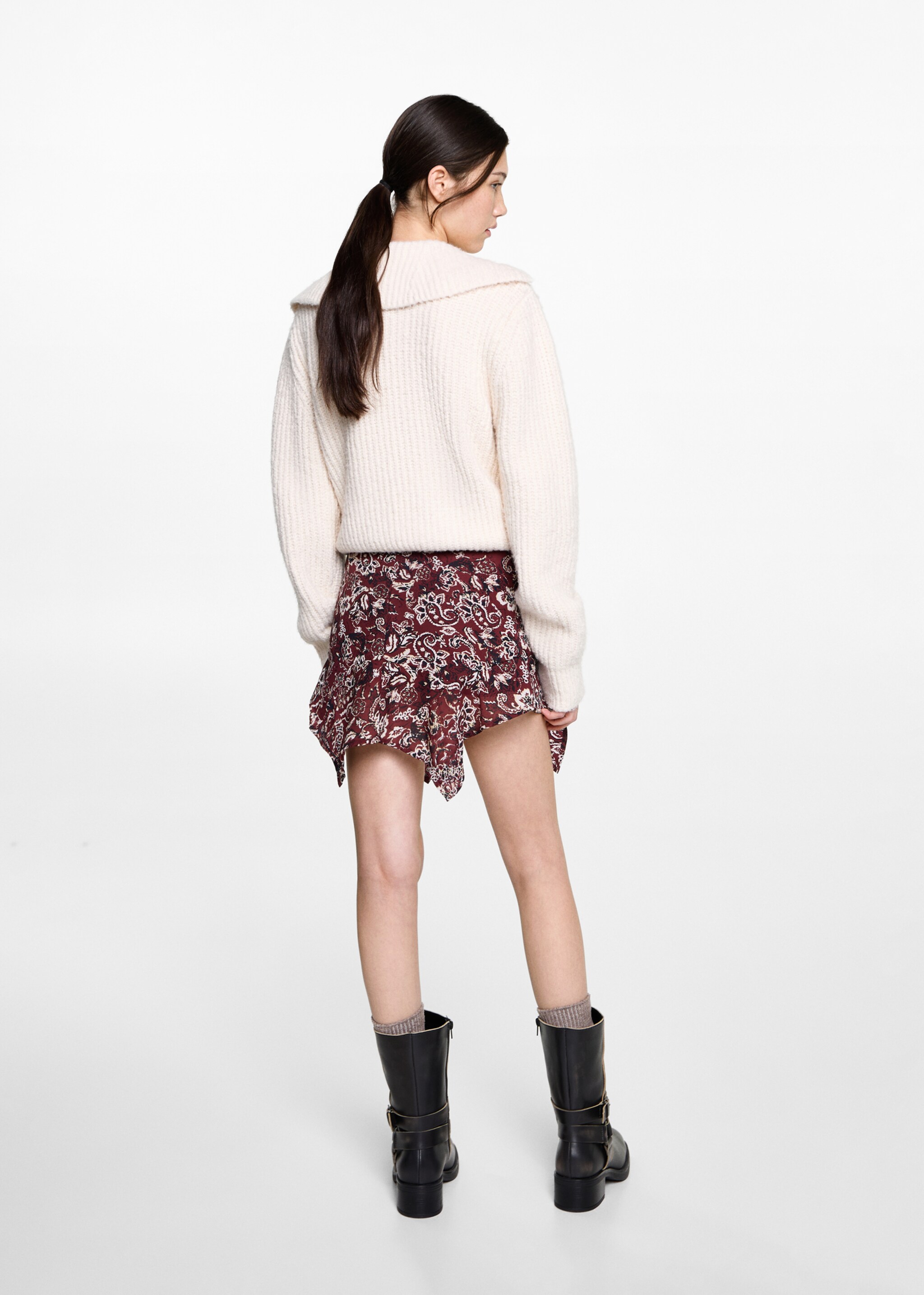 Asymmetrisches Printkleid - Rückseite des Artikels, Granatrot. Ref: 87041513-00.