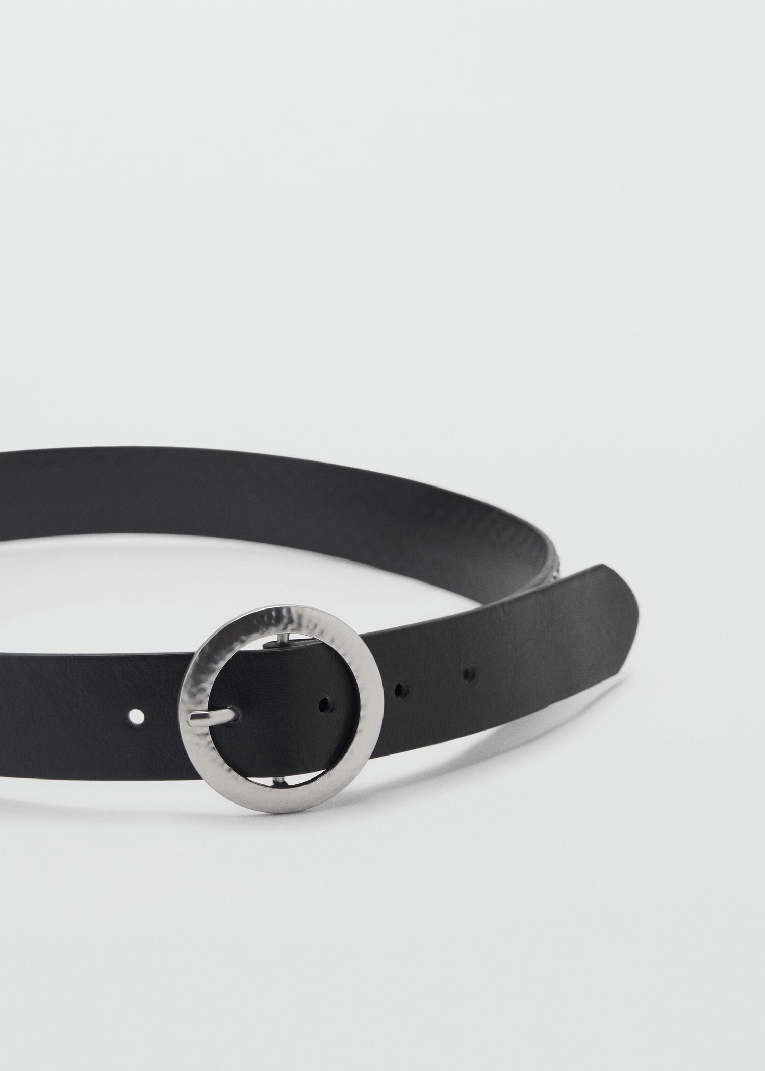 Cinturón tachuelas decorativas - Plano medio