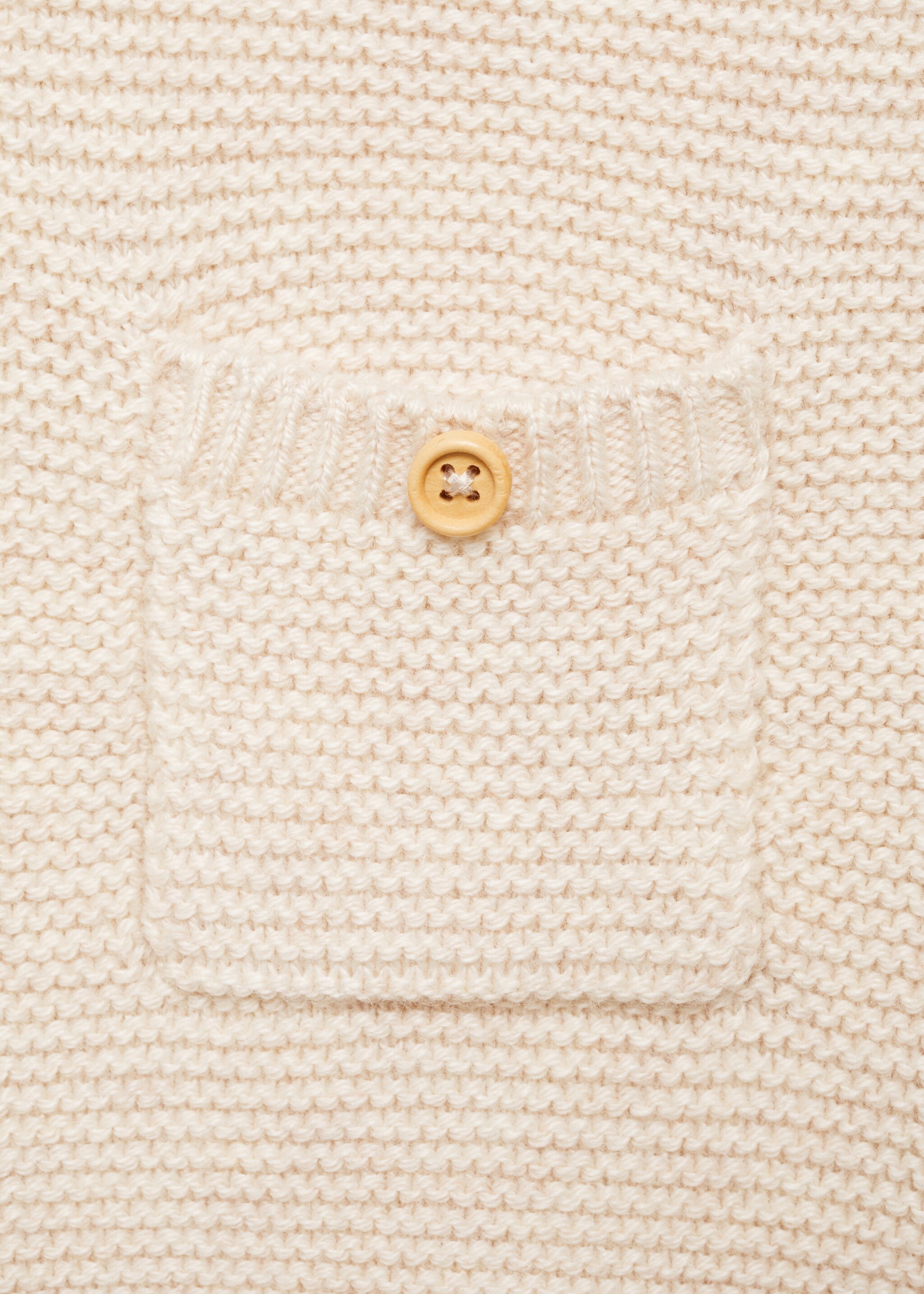 Knit pocket sweater - Details of the article 8, Sand. Ref: 87041521-00.