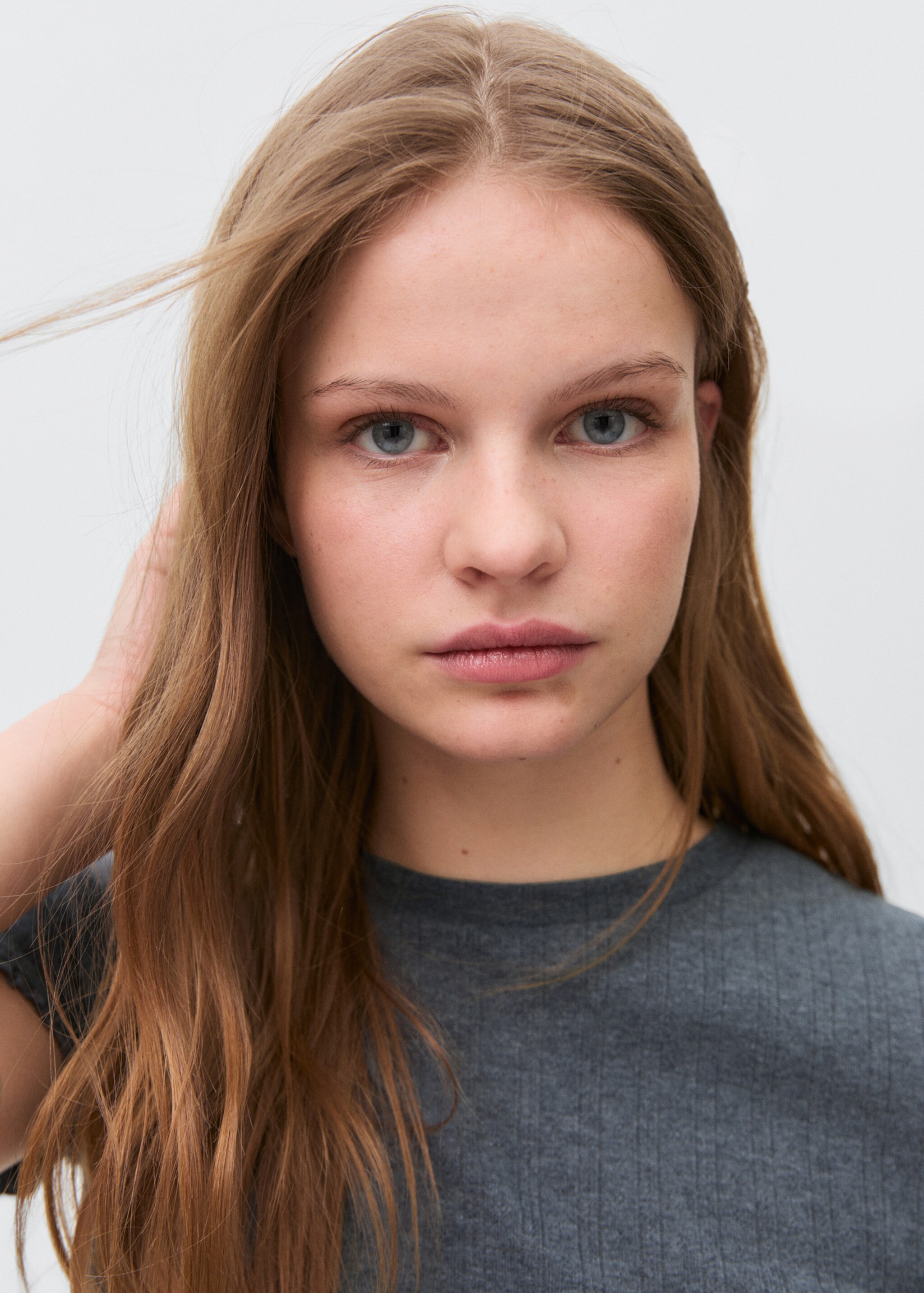 Sleeve detail t-shirt - Details of the article 1, Blue. Ref: 87042539-00.