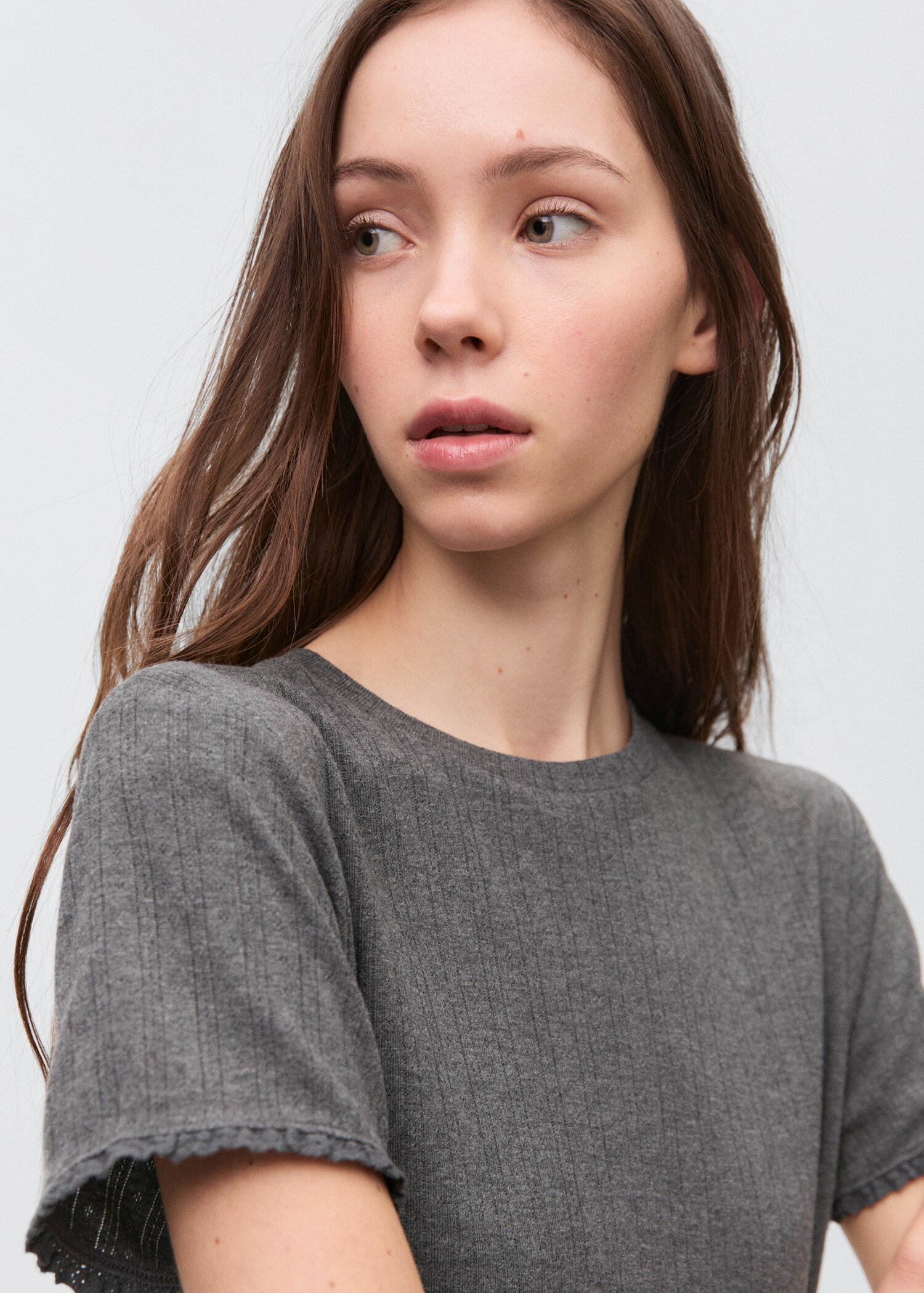 Sleeve detail t-shirt - Details of the article 1