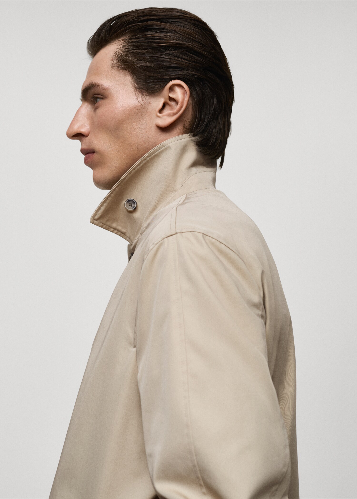 Classic water-repellent trench coat - Details of the article 1