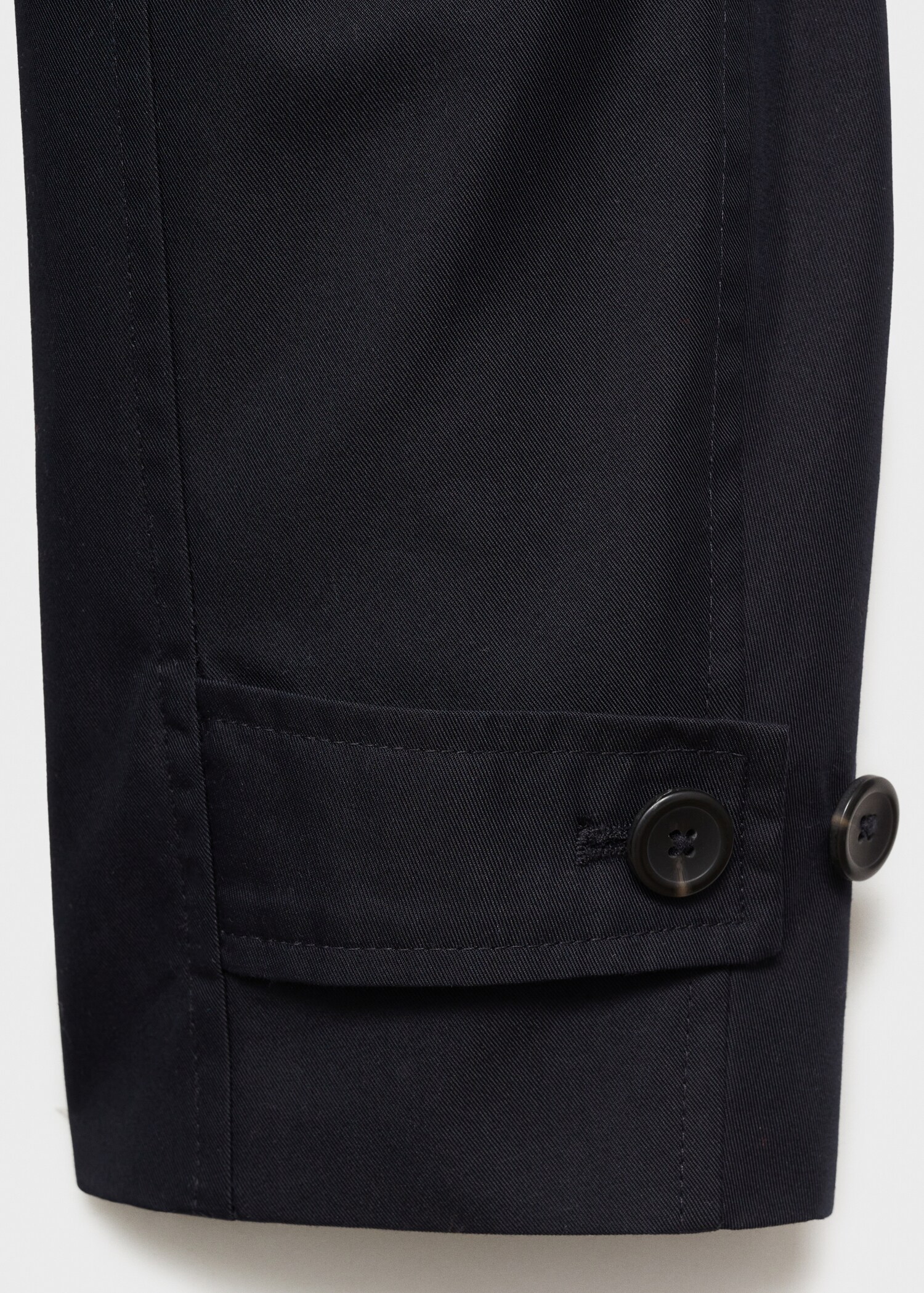 Classic water-repellent trench coat - Details of the article 0