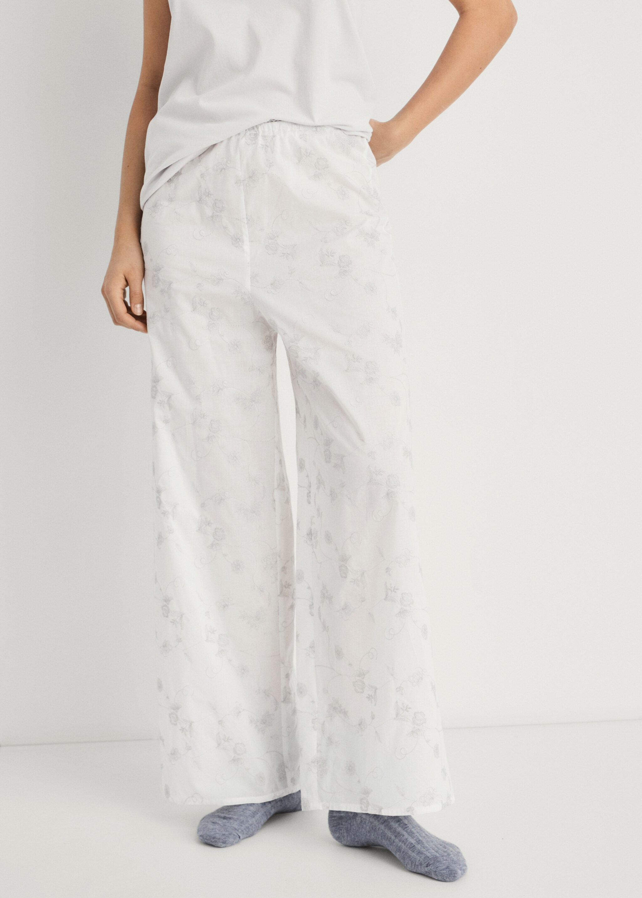 Embroidered pyjama trousers - Medium plane, White. Ref: 87042898-00.