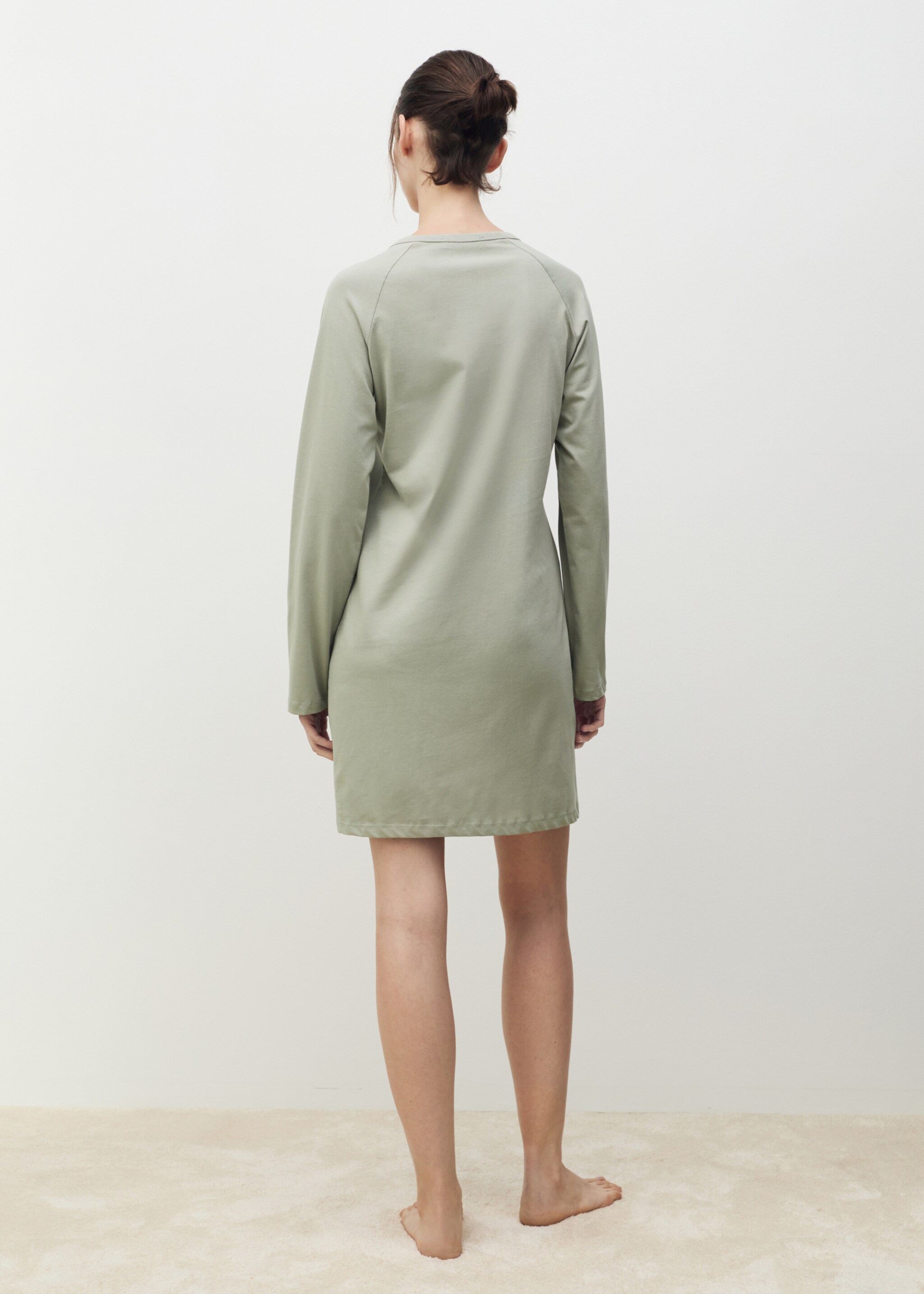 Cotton V-neck nightgown - Reverse of the article, Aqua Green. Ref: 87042901-00.