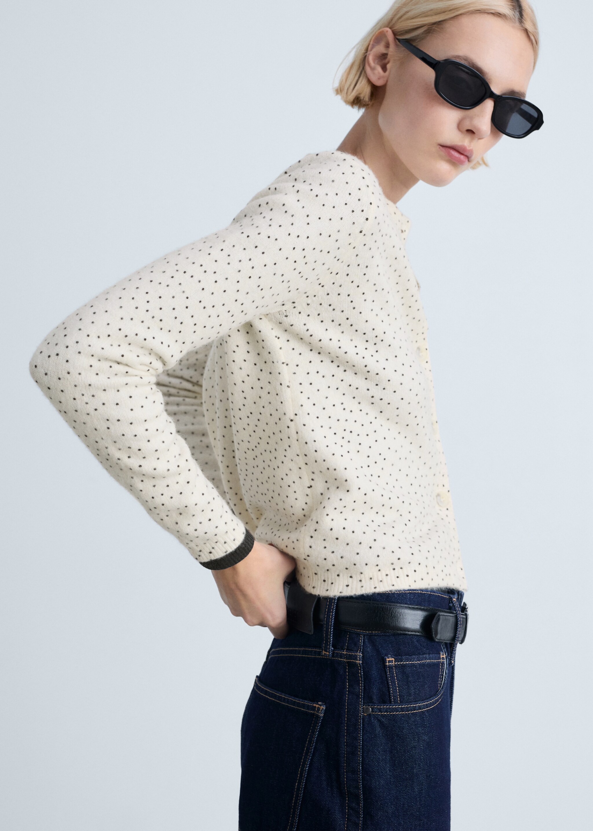 Polka-dot knitted cardigan - Medium plane, Ecru. Ref: 87043271-00.