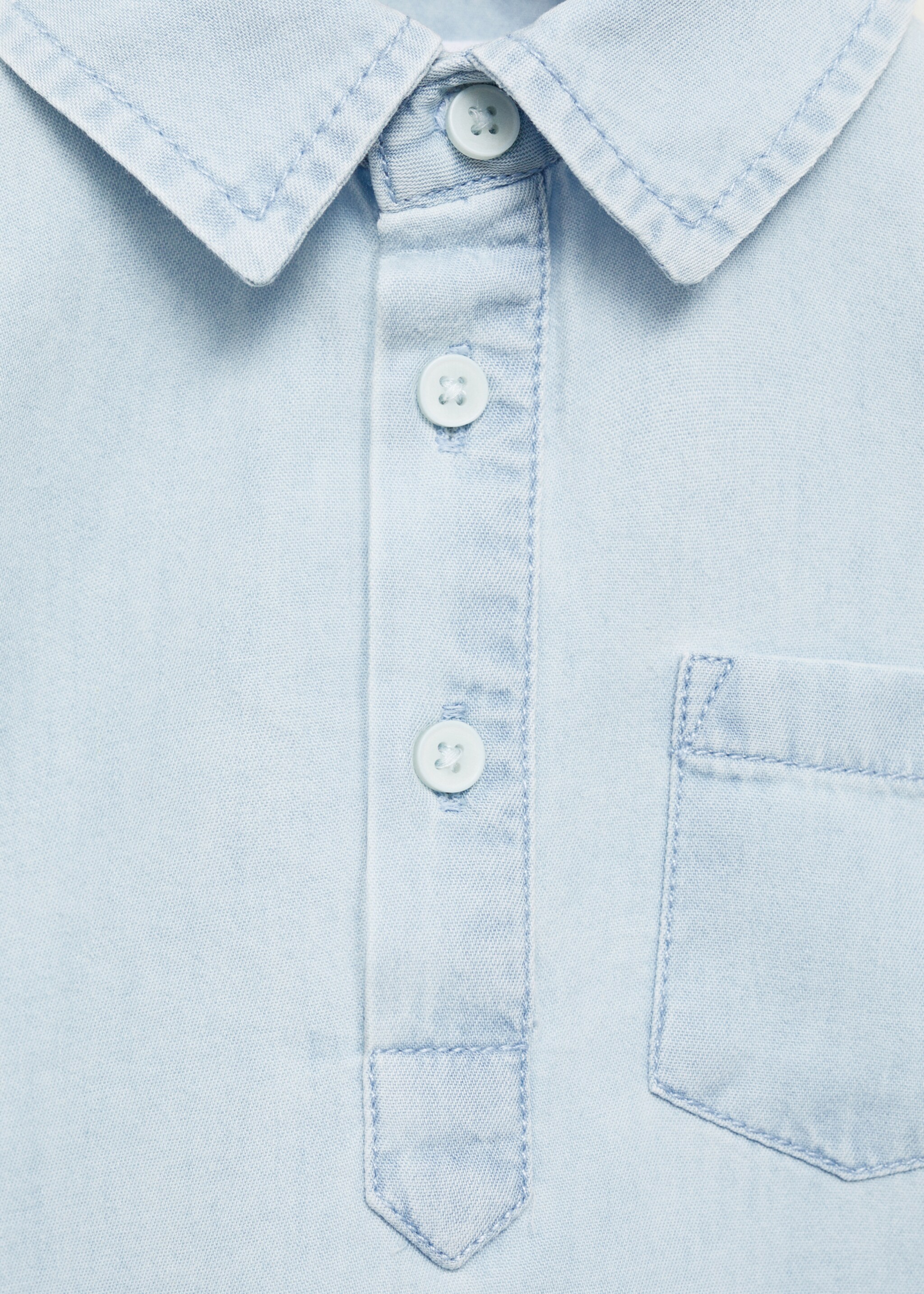 Pocket denim shirt - Details of the article 8, Light Blue. Ref: 87043272-00.