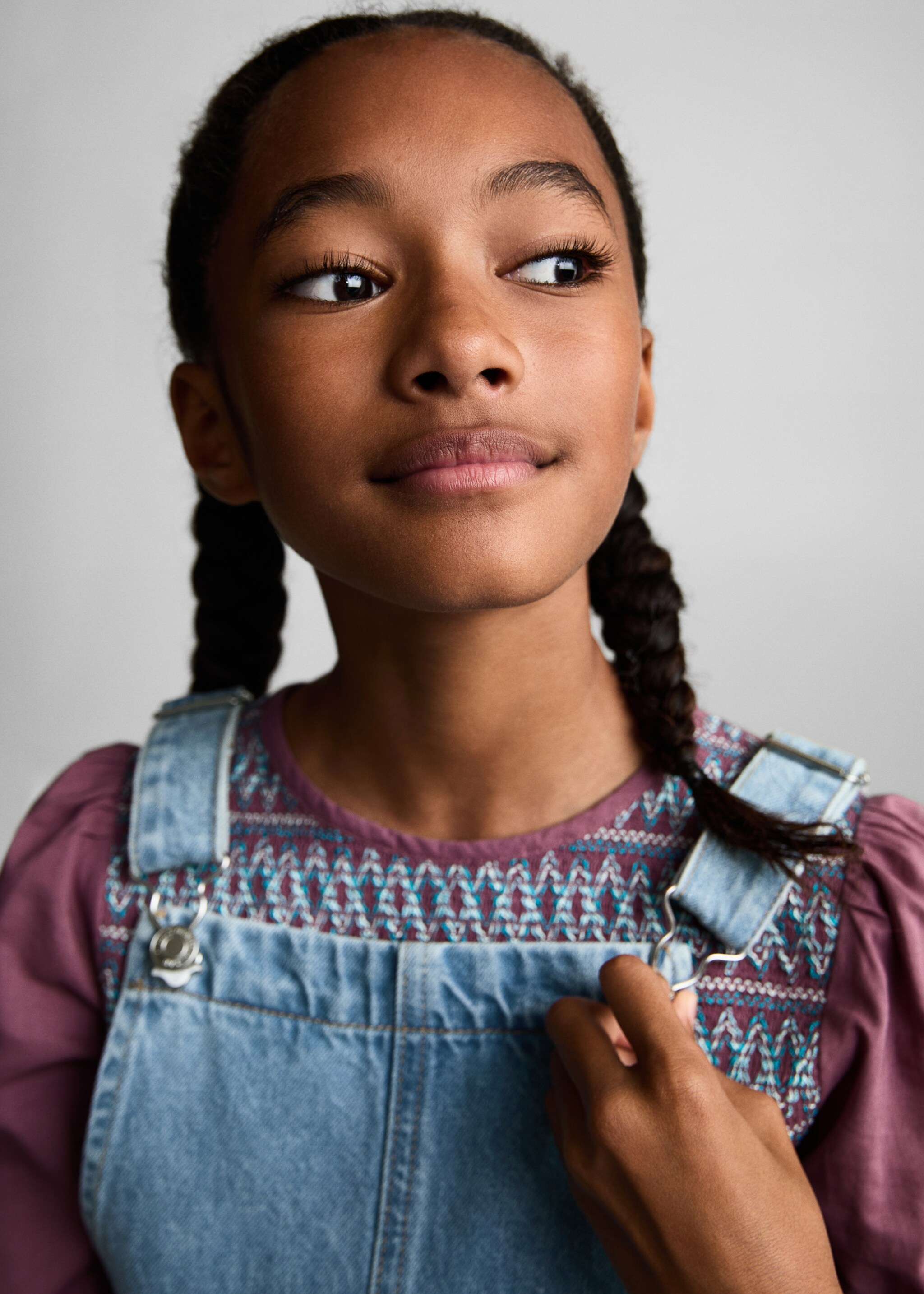 Salopette longue jean - Détail de l'article 1, Bleu moyen. Ref: 87043273-00.