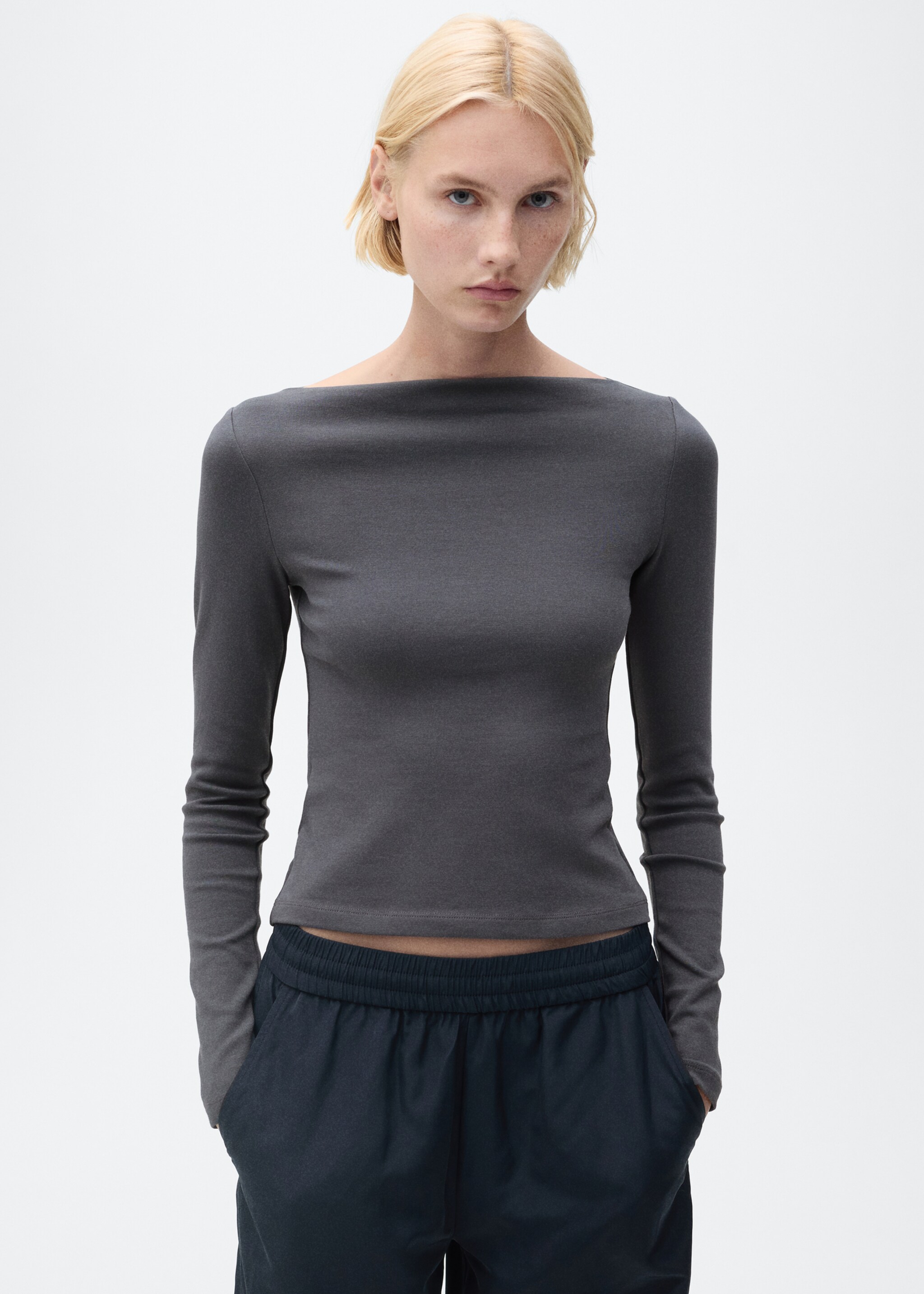 Baumwoll-T-Shirt mit Bateau-Ausschnitt - Mittlere Ansicht, Anthrazit. Ref: 87043281-00.