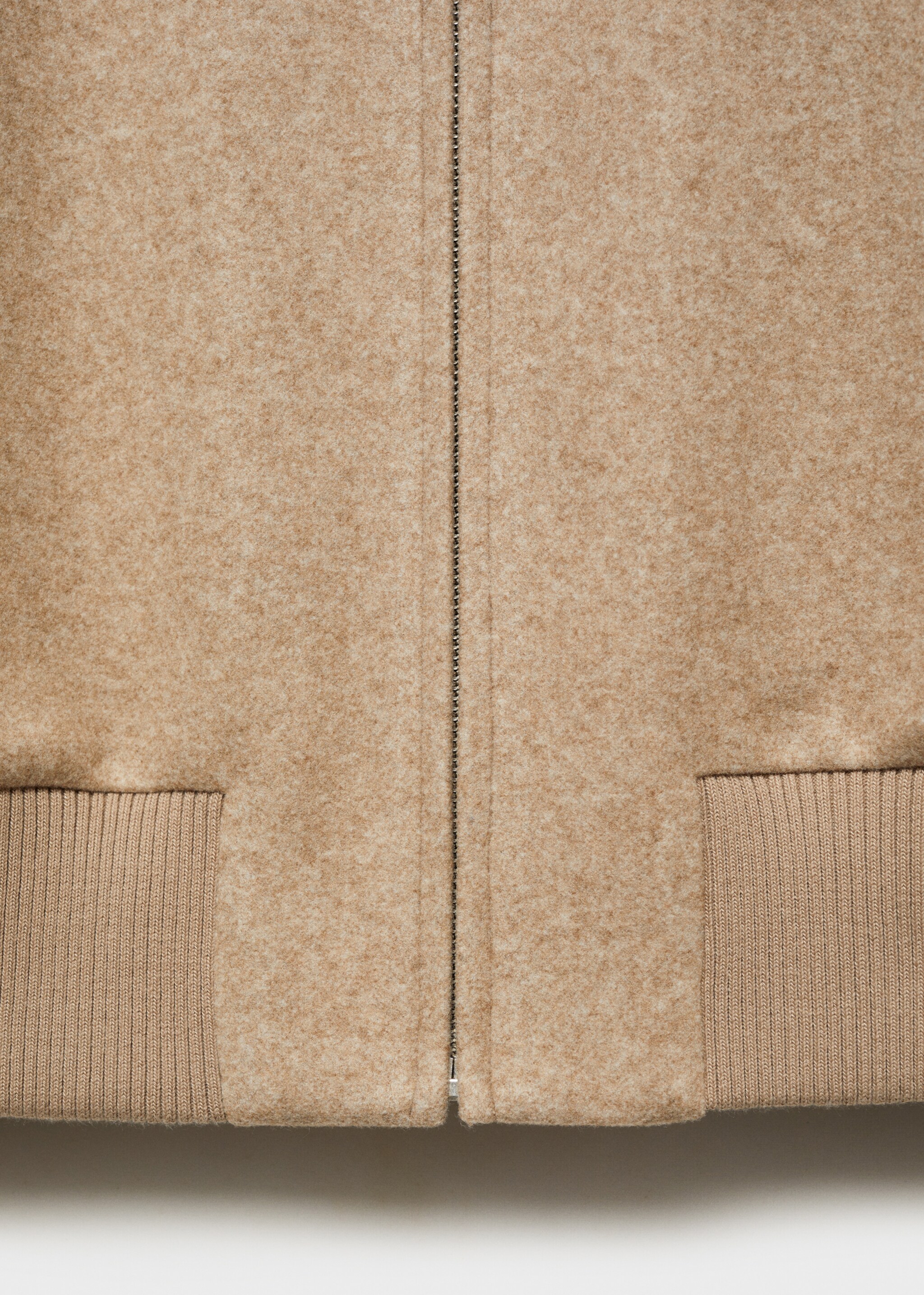 Oversized hooded jacket - Details of the article 0, Sand. Ref: 87043287-00.