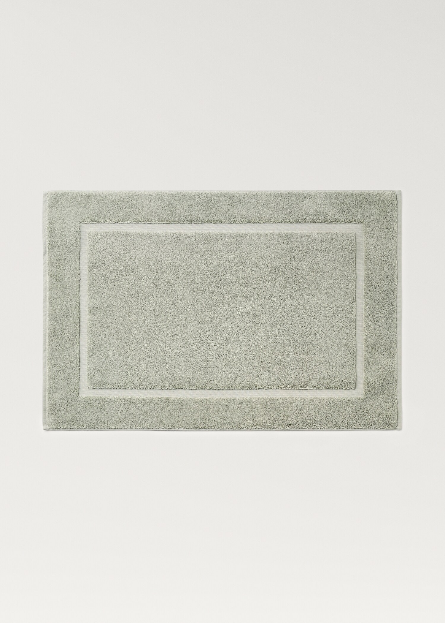 Soft cotton bath mat - Article without model