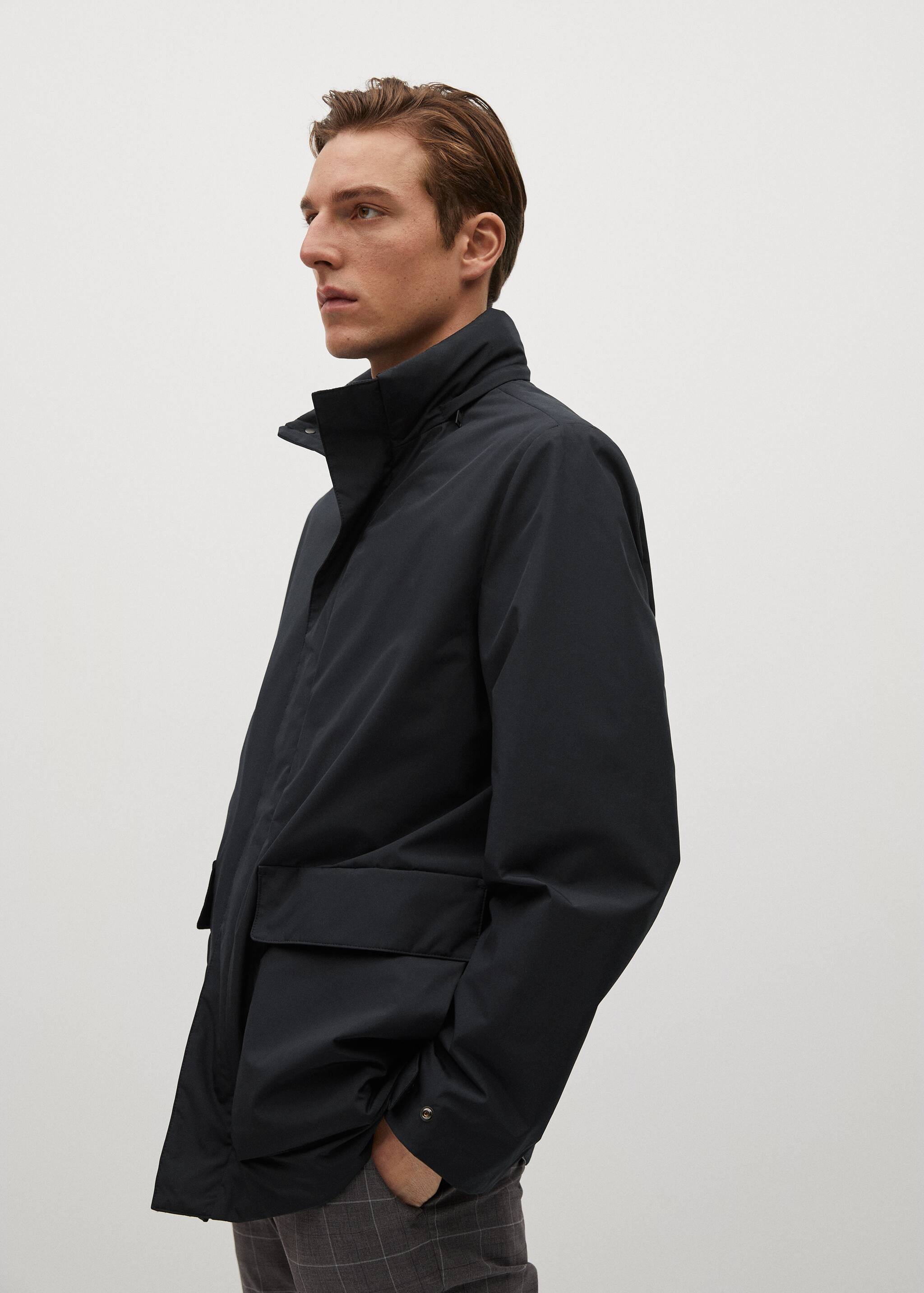 Packable Collection water-repellent trench coat - Details of the article 4