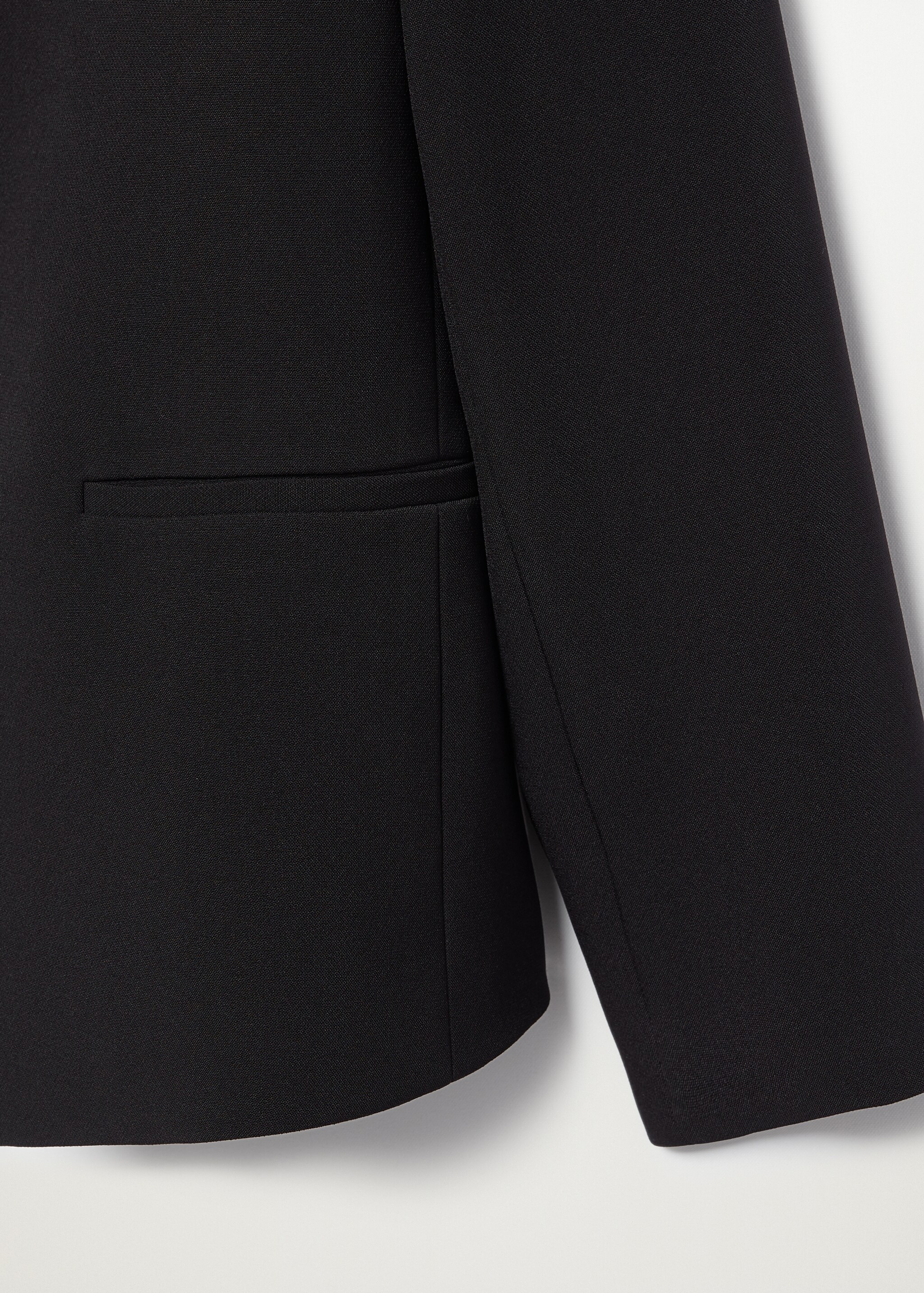 Taillierter Krepp-Blazer - Detail des Artikels 8