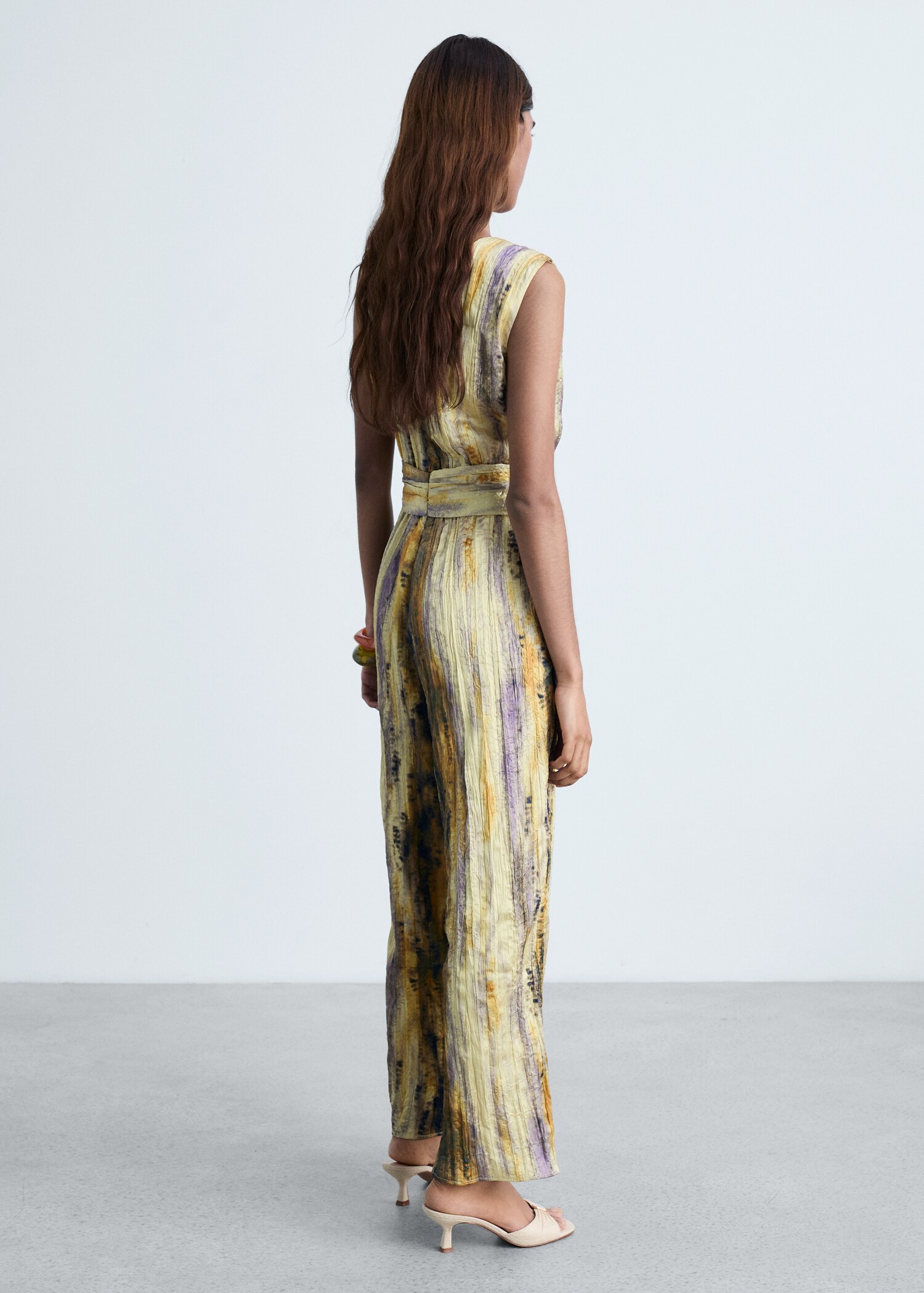 Long satin textured jumpsuit - Reverse of the article