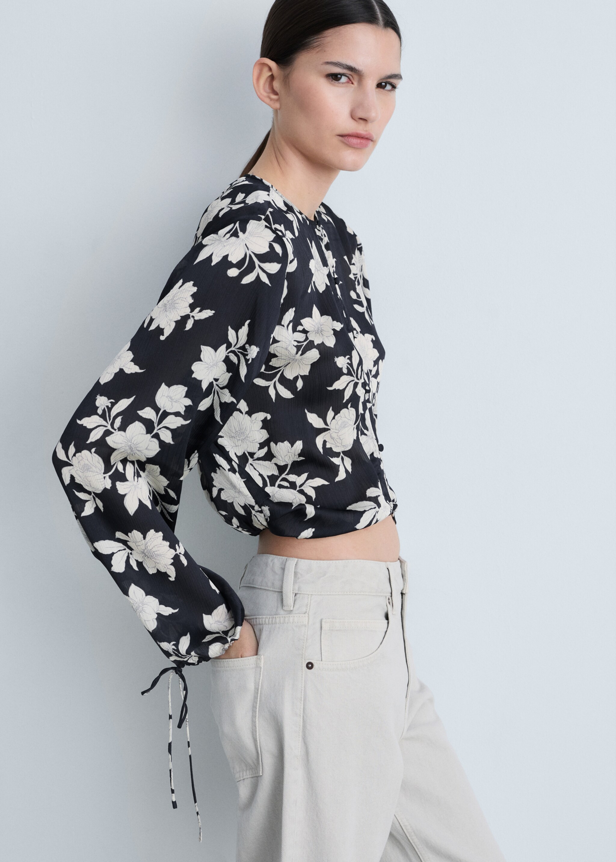 Floral print blouse - Medium plane, Black. Ref: 87044070-00.