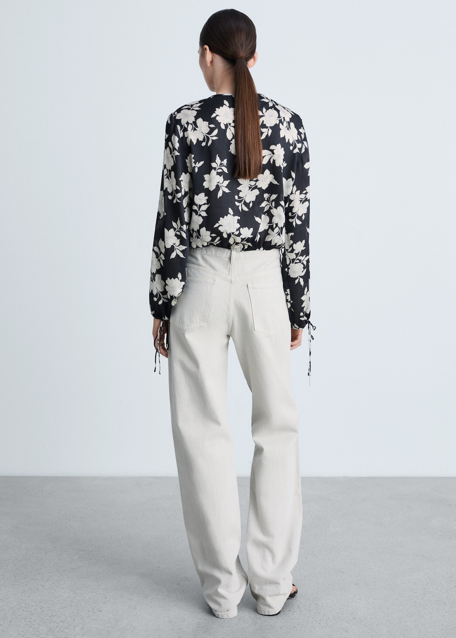 Floral print blouse - Reverse of the article