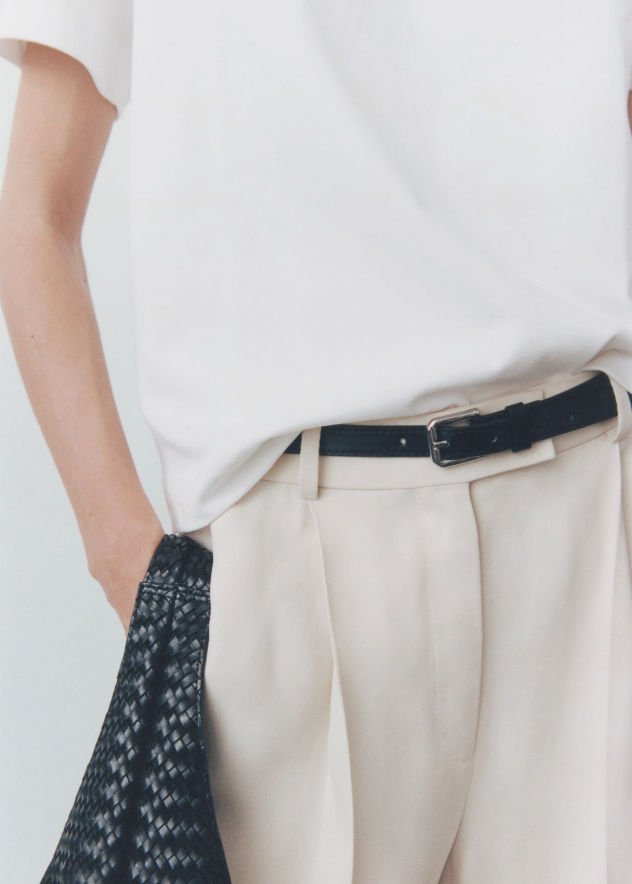 Short-sleeved cotton t-shirt - Details of the article 3, White. Ref: 87044082-00.