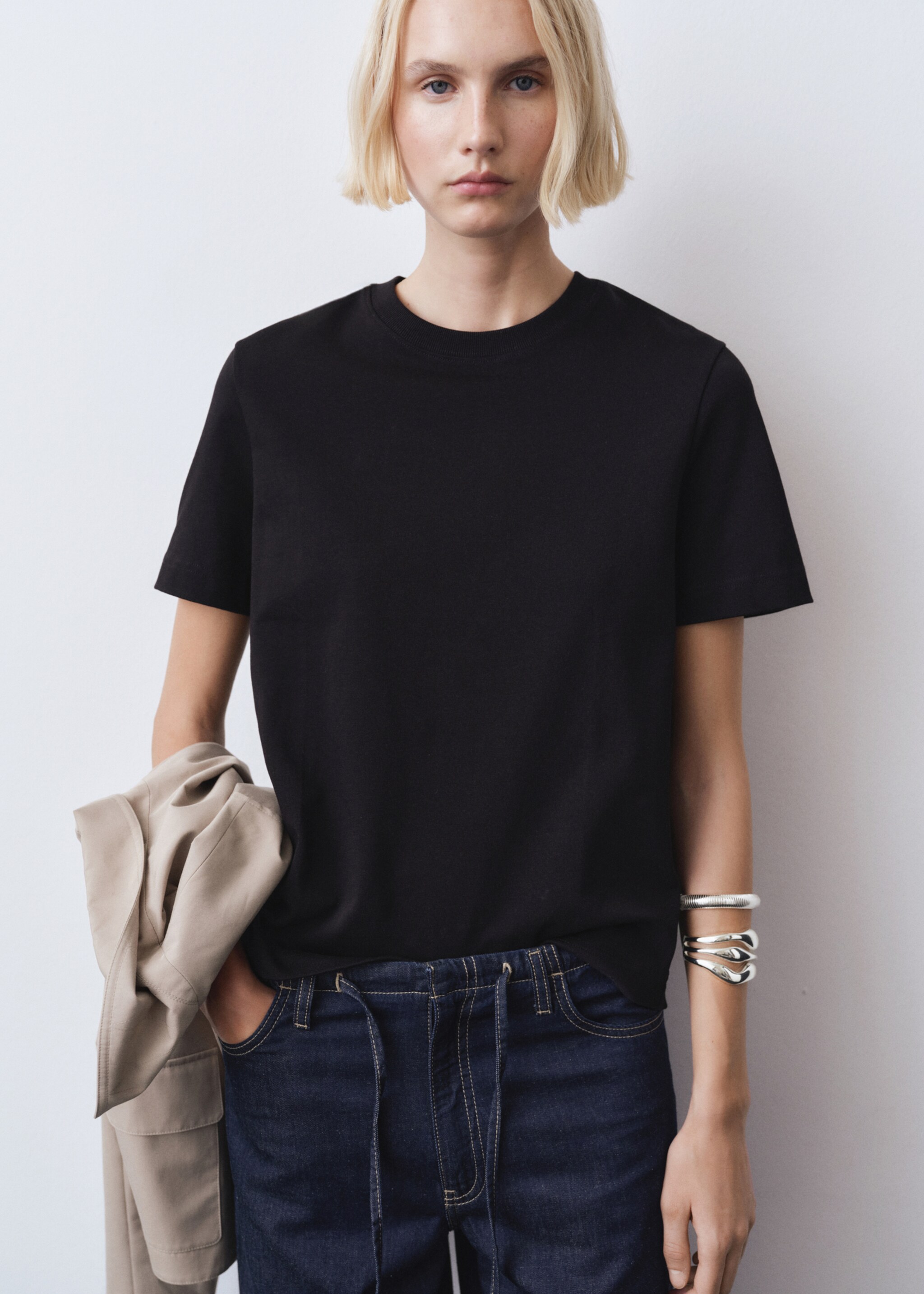 Short-sleeved cotton t-shirt - Medium plane, Black. Ref: 87044082-00.