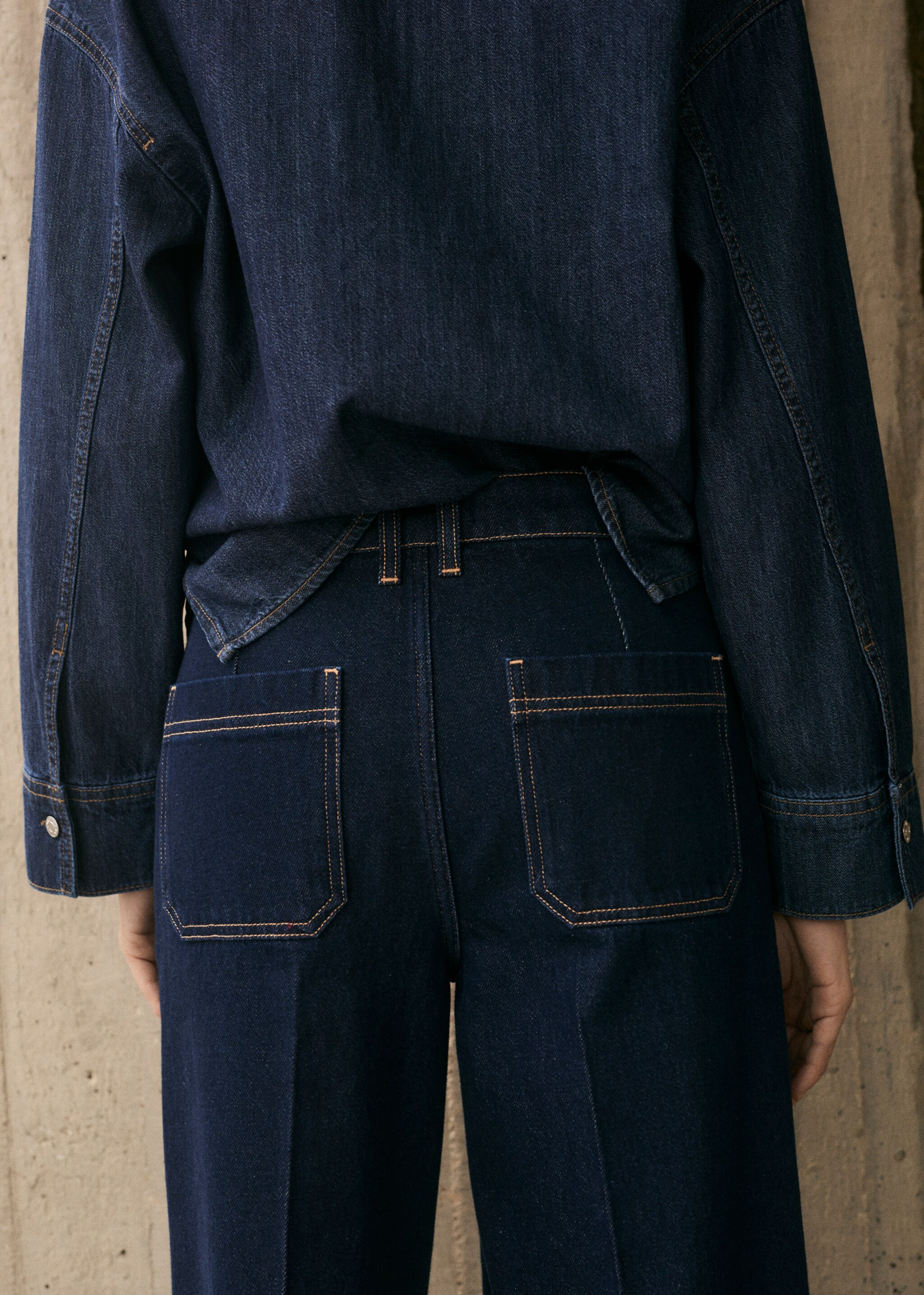 High-rise wide leg rinse-wash jeans - Reverse of the article, Open Blue. Ref: 87044092-00.