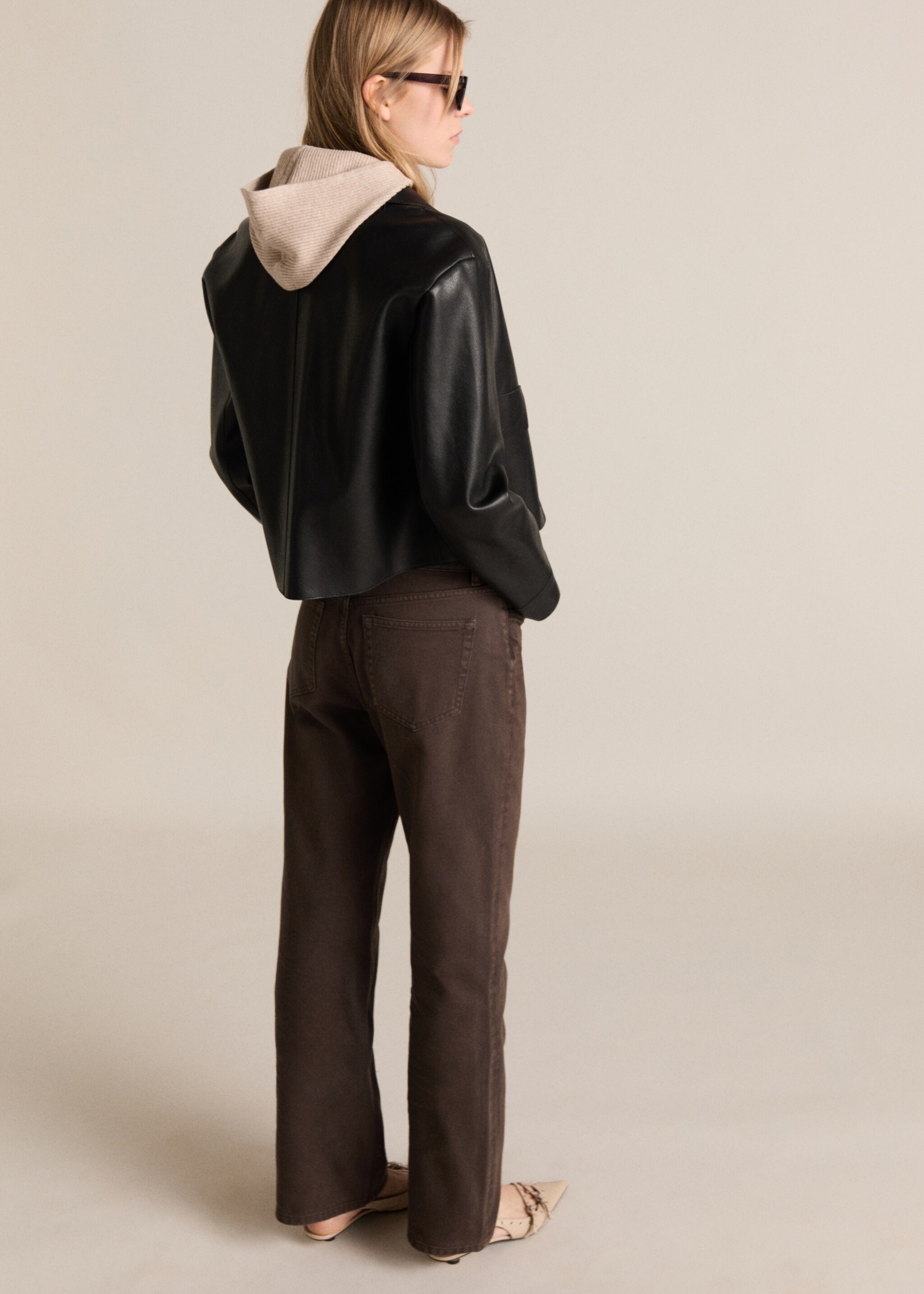 High waist straight jeans - Reverse of the article, Chocolate. Ref: 87044095-00.