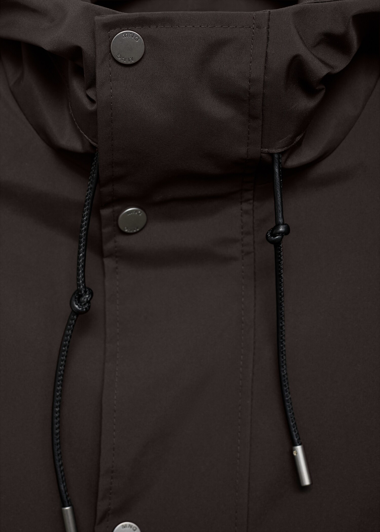 Water-repellent hooded parka - Details of the article 0