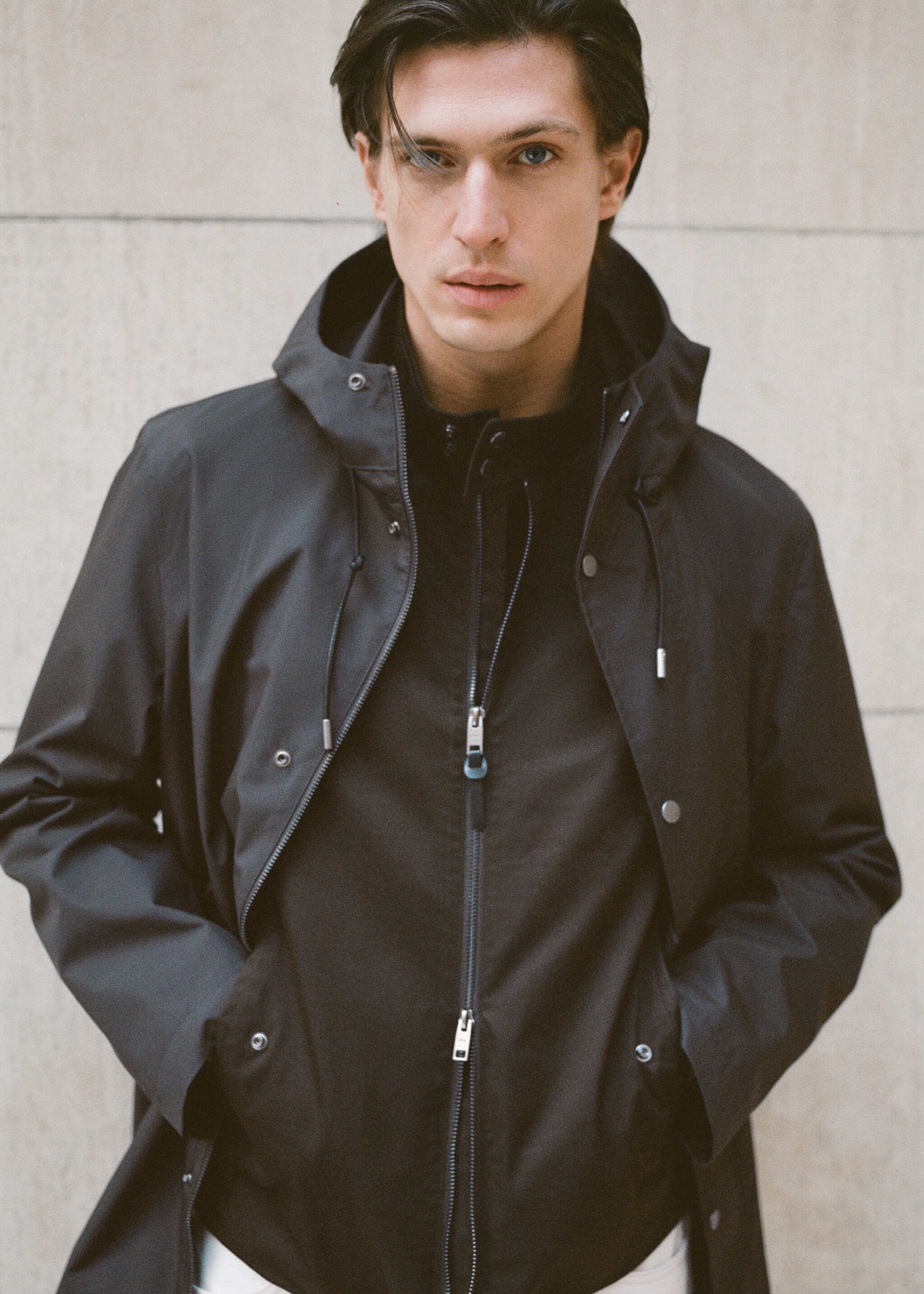 Water-repellent hooded parka - Details of the article 3, Chocolate. Ref: 87044390-00.