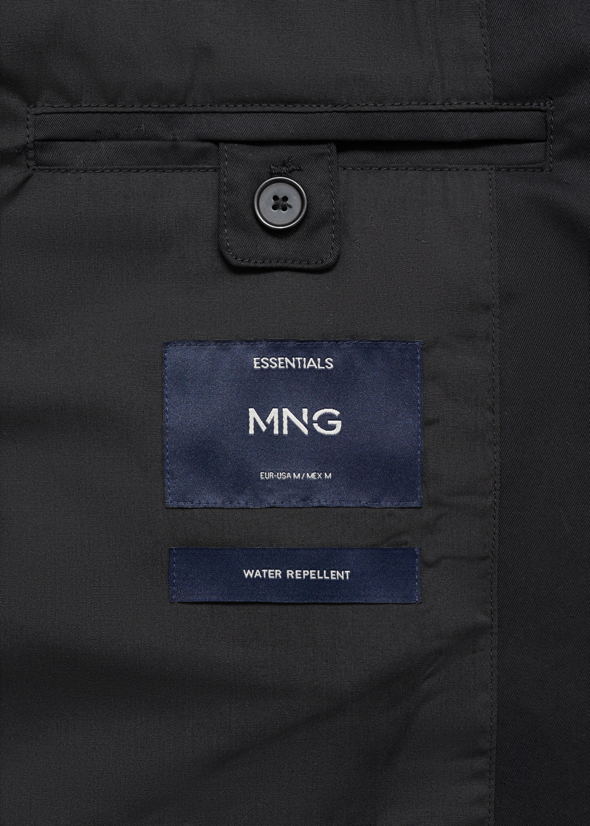 Wasserabweisender Trenchcoat aus Baumwolle - Detail des Artikels 0, Schwarz. Ref: 87044391-00.