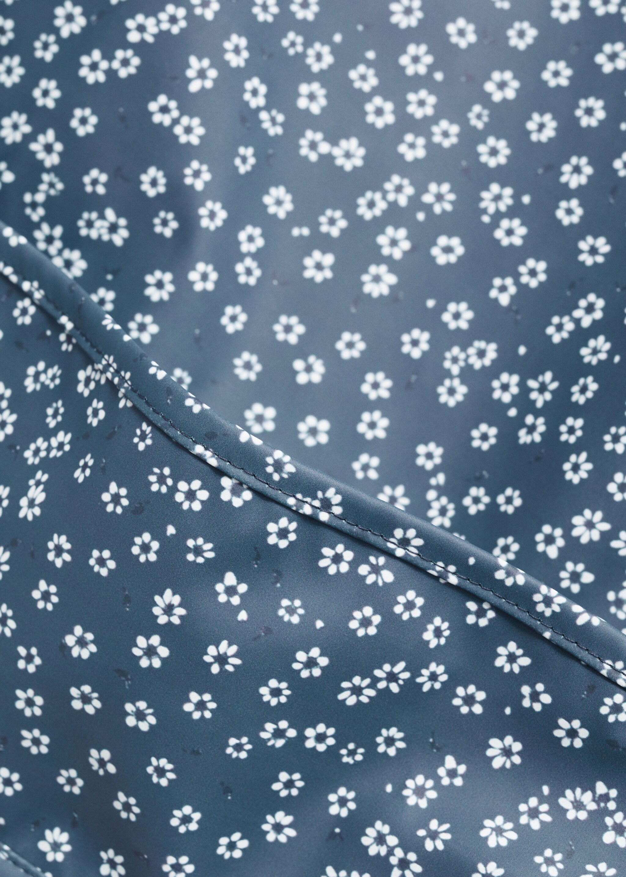 Babete estampado - Pormenor do artigo 1, Azul. Ref: 87044392-00.