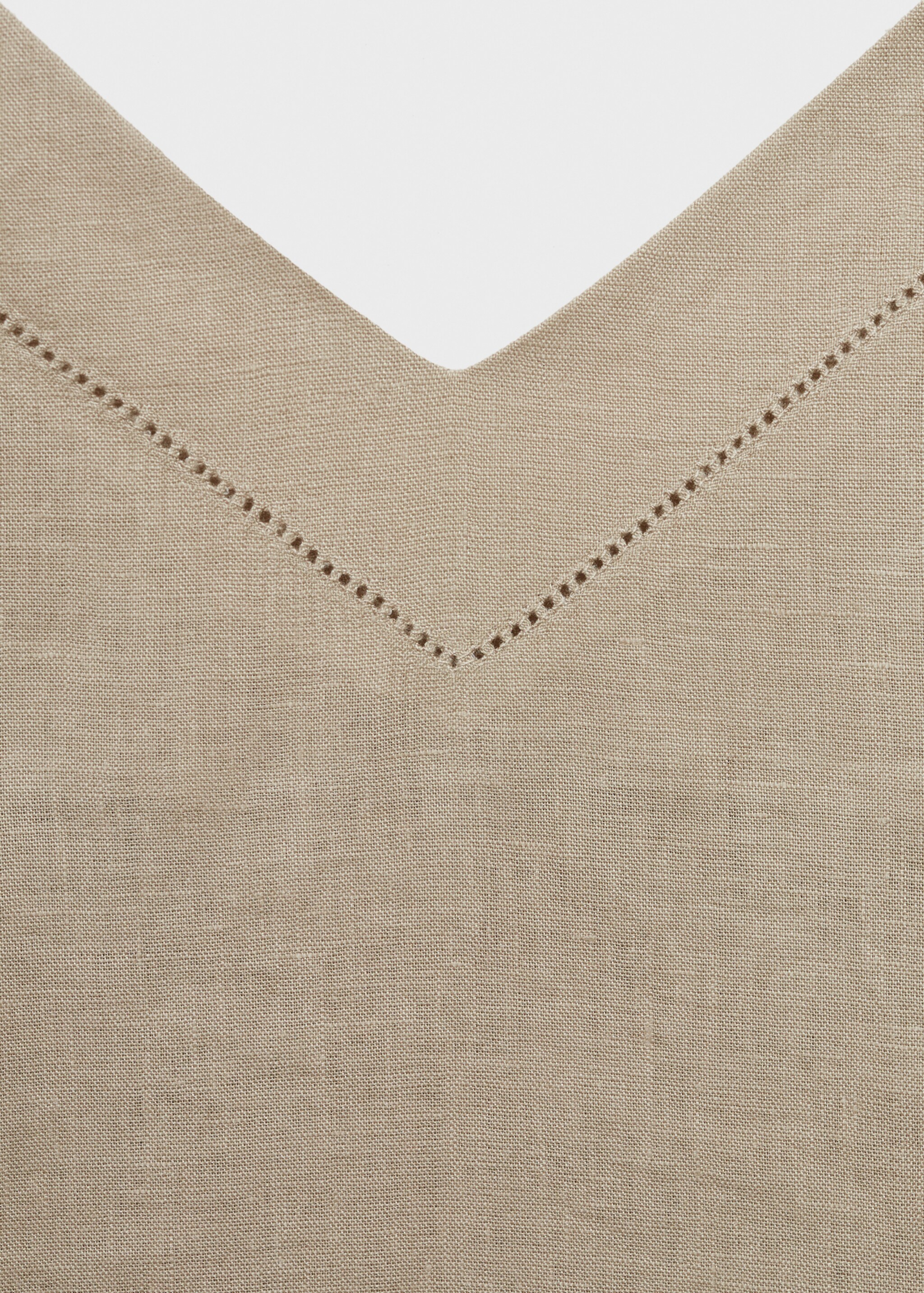 Linen nightgown - Details of the article 8, Sand. Ref: 87044403-00.
