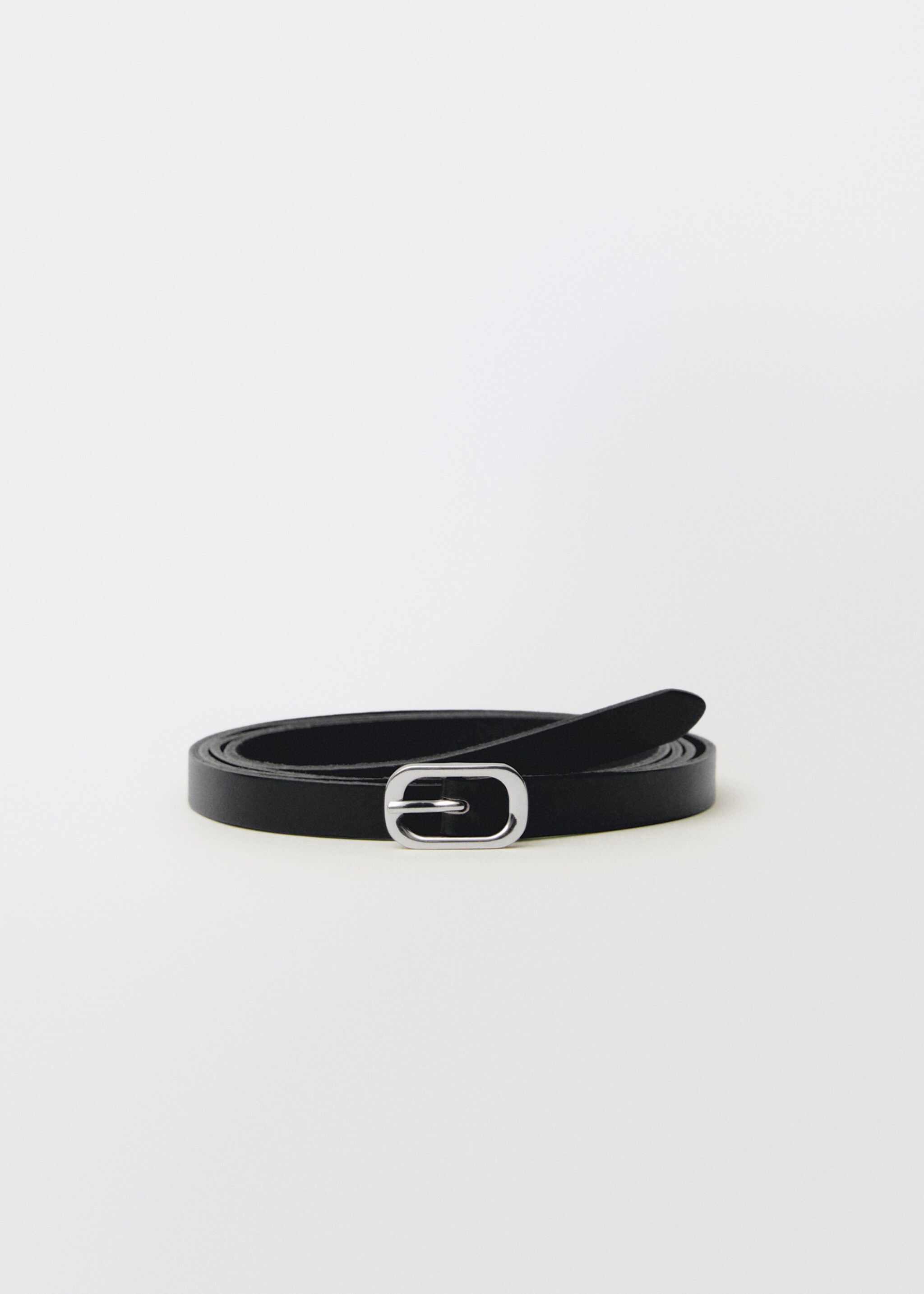 Cinto de pele com fivela oval - Artigo sem modelo, Preto. Ref: 87044418-00.
