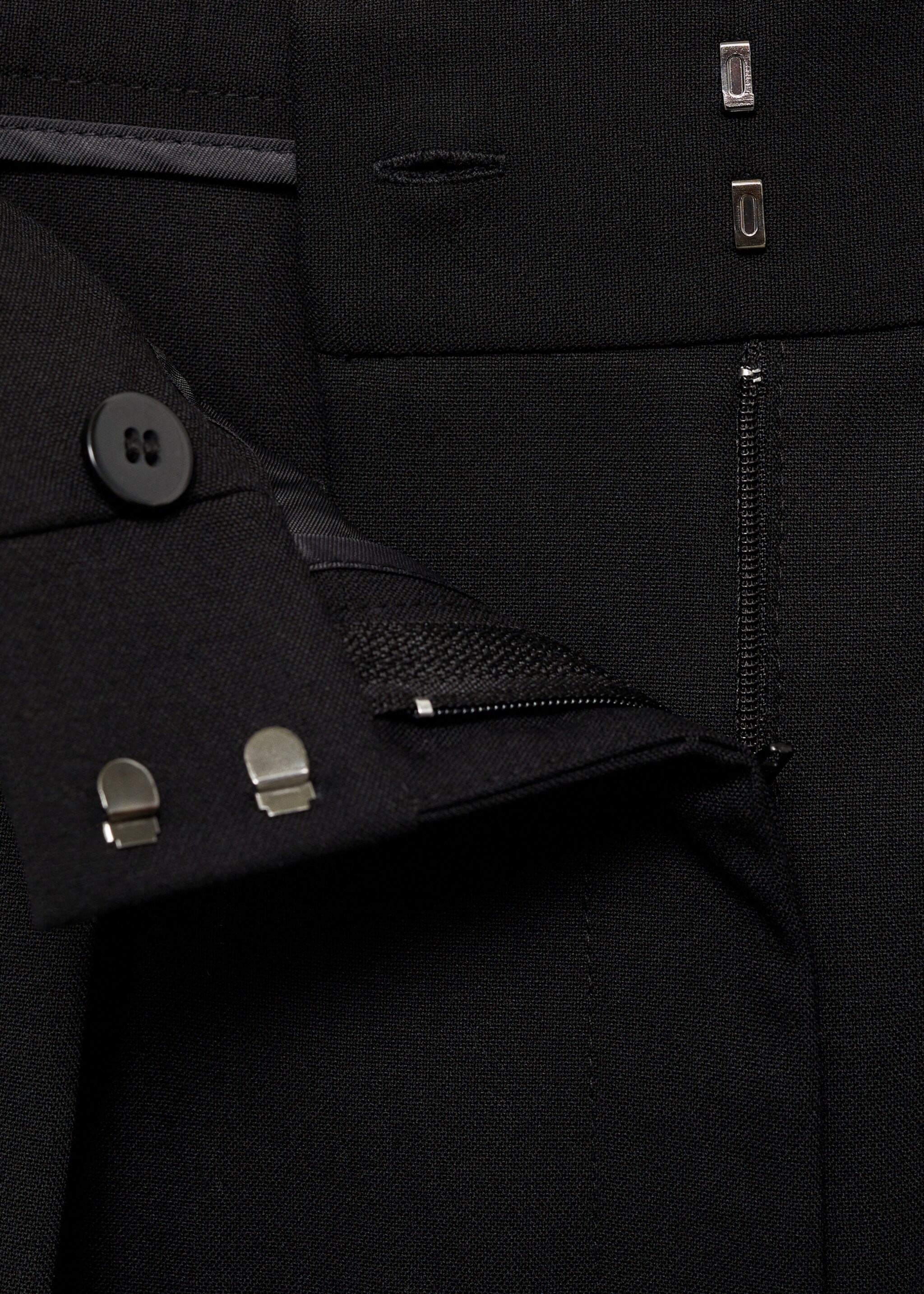 Wideleg pleated trousers - Details of the article 8, Black. Ref: 87044424-00.