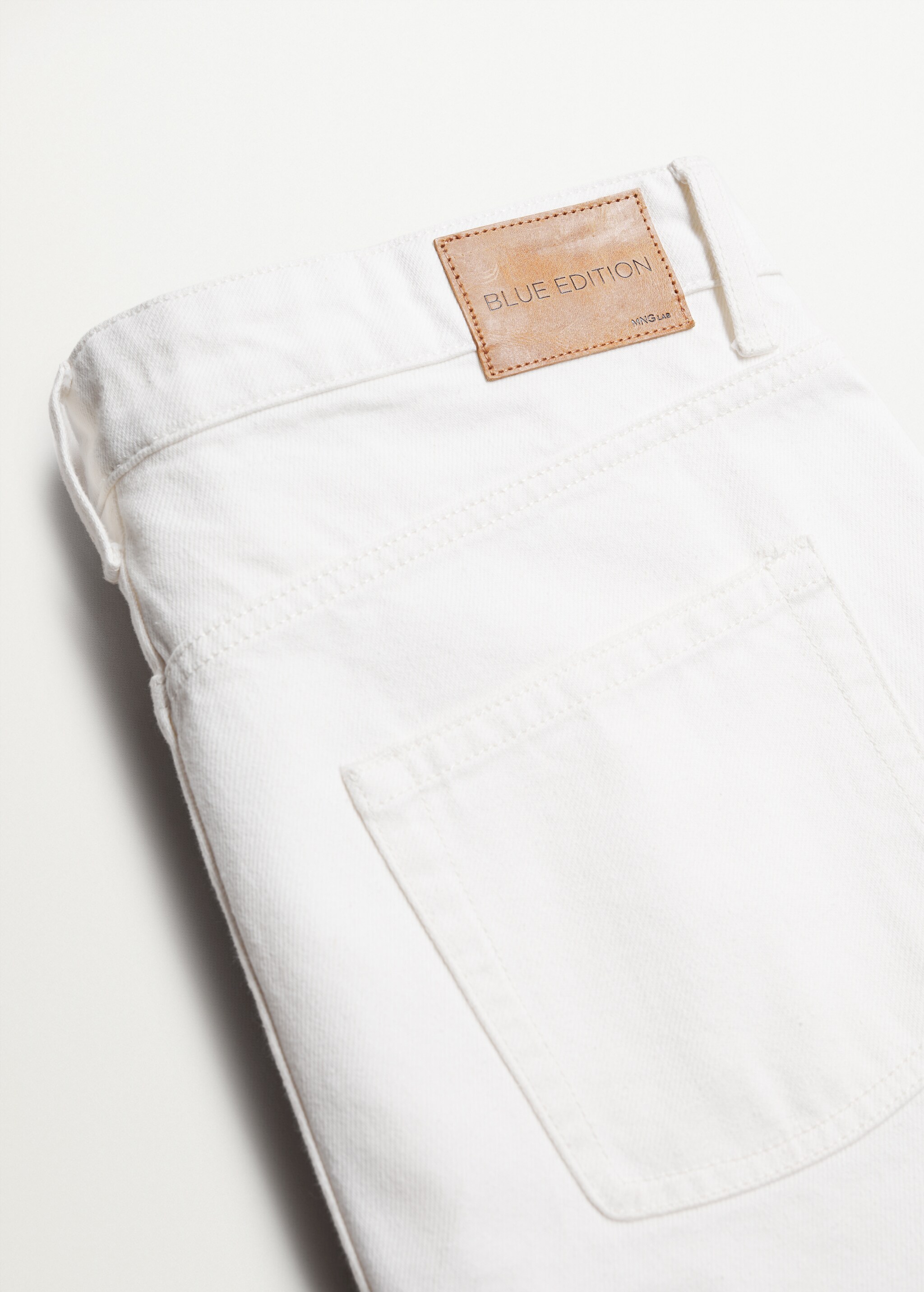 Jeans Ben tapered fit blancos - Detalle del artículo 7