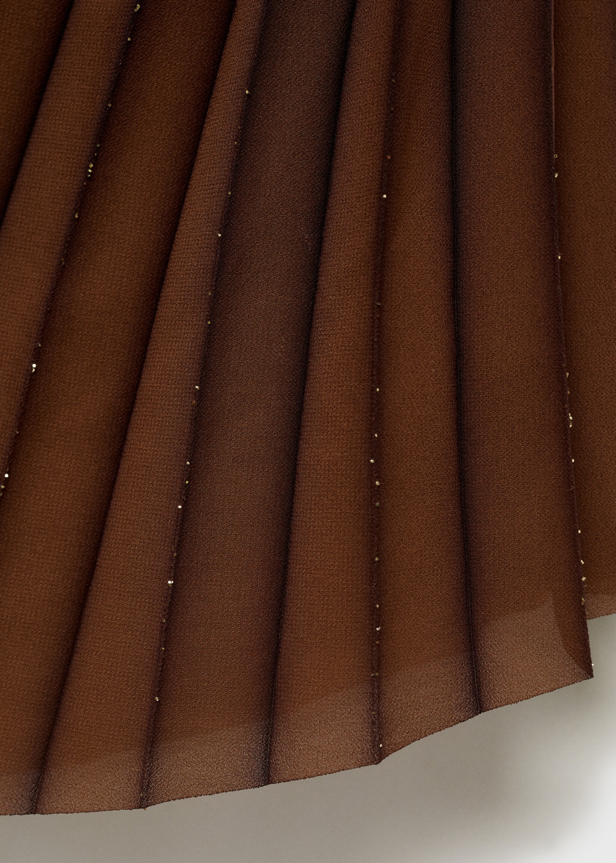 Blouse asymétrique plissée - Détail de l'article 8, Café. Ref: 87044782-00.